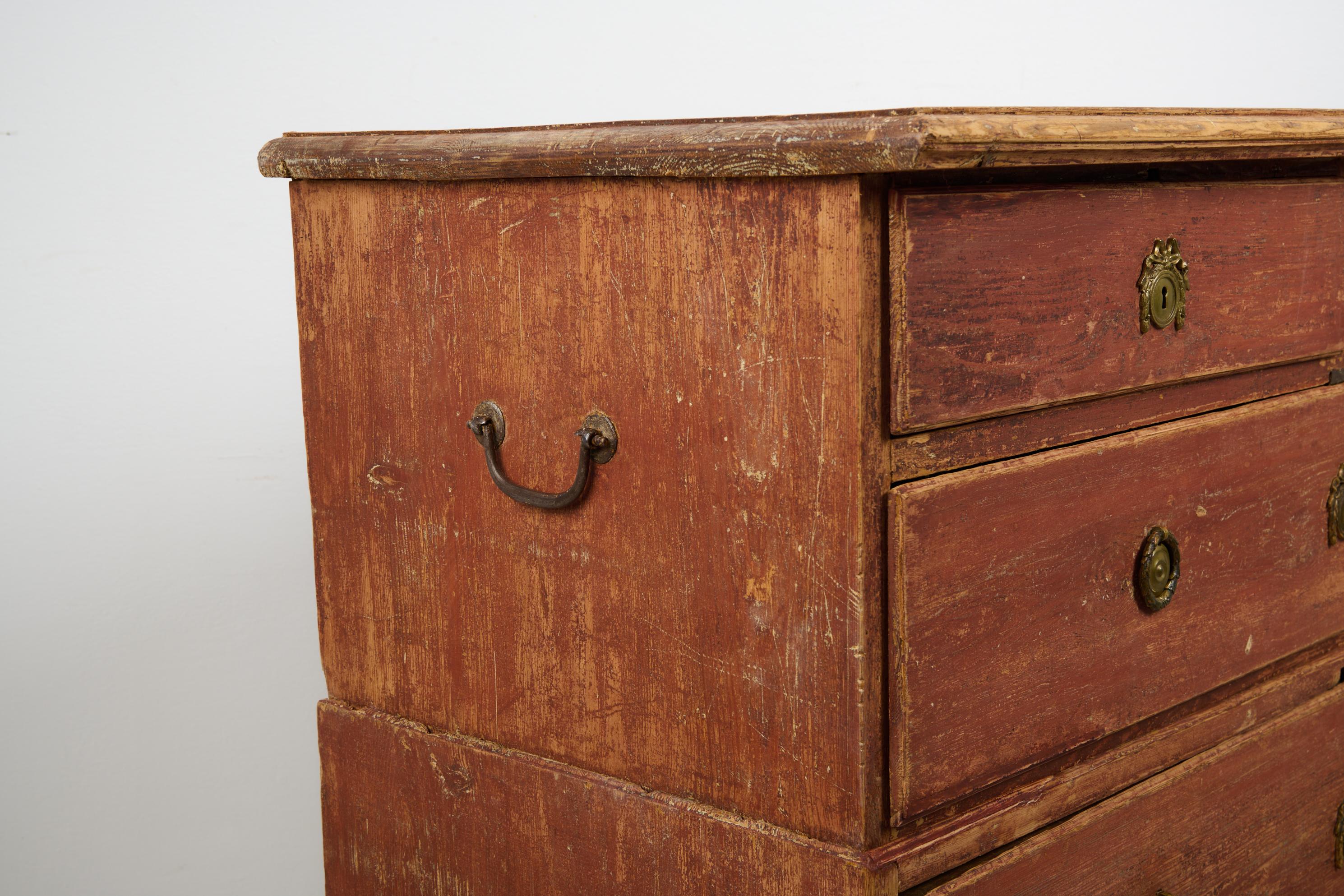 XVIIIe siècle Ancienne commode originale de la période gustavienne de Stockholm, Suède en vente