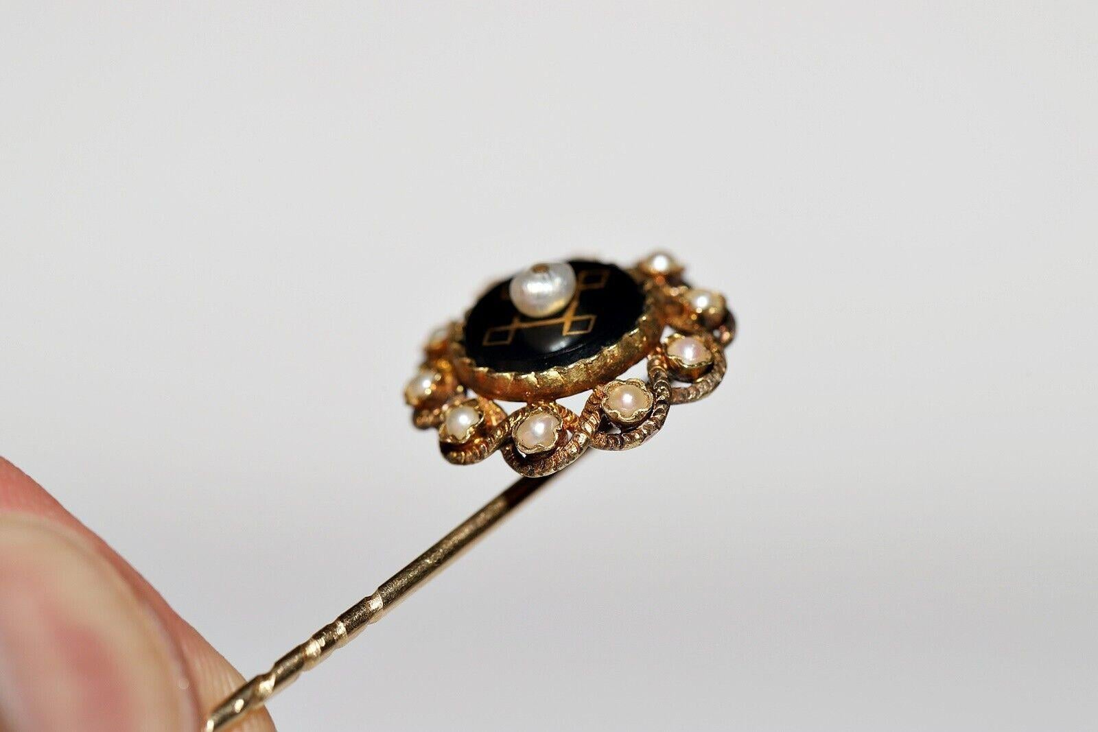 Broche d'origine des années 1900 en or 14 carats décorée de perles naturelles et d'onyx en vente 5
