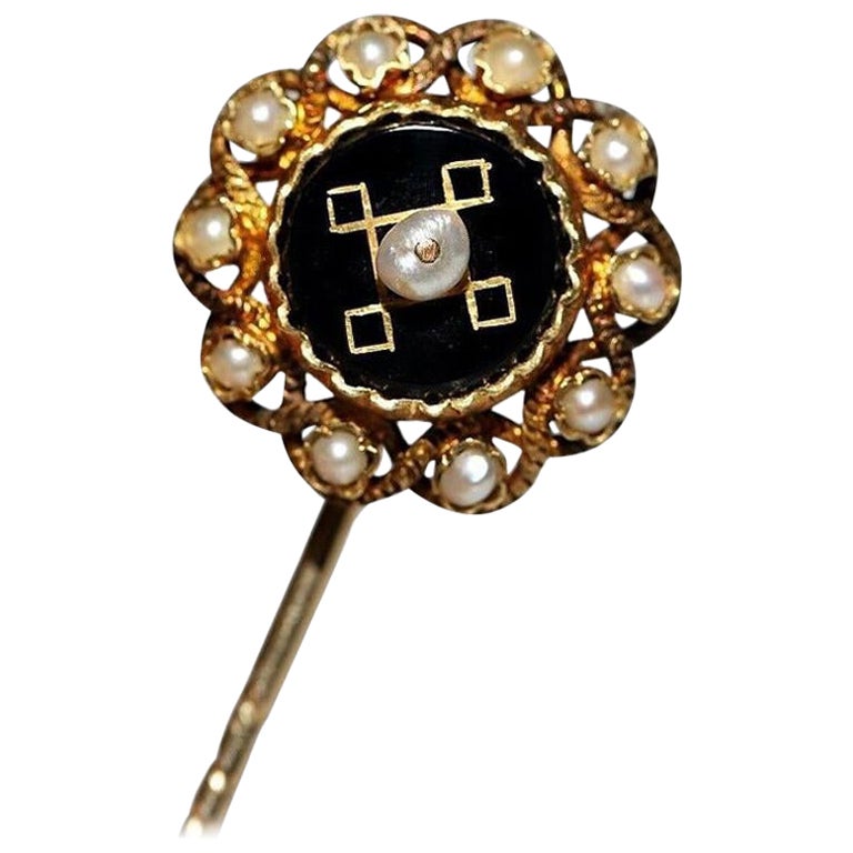Broche d
origine des années 1900 en or 14 carats décorée de perles naturelles et d
onyx