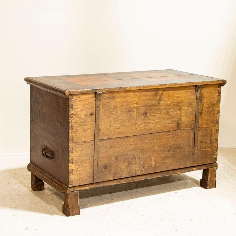 Antique Original Large Painted Trunk with Drawer Dated 1870 In Good Condition In Round Top, TX
