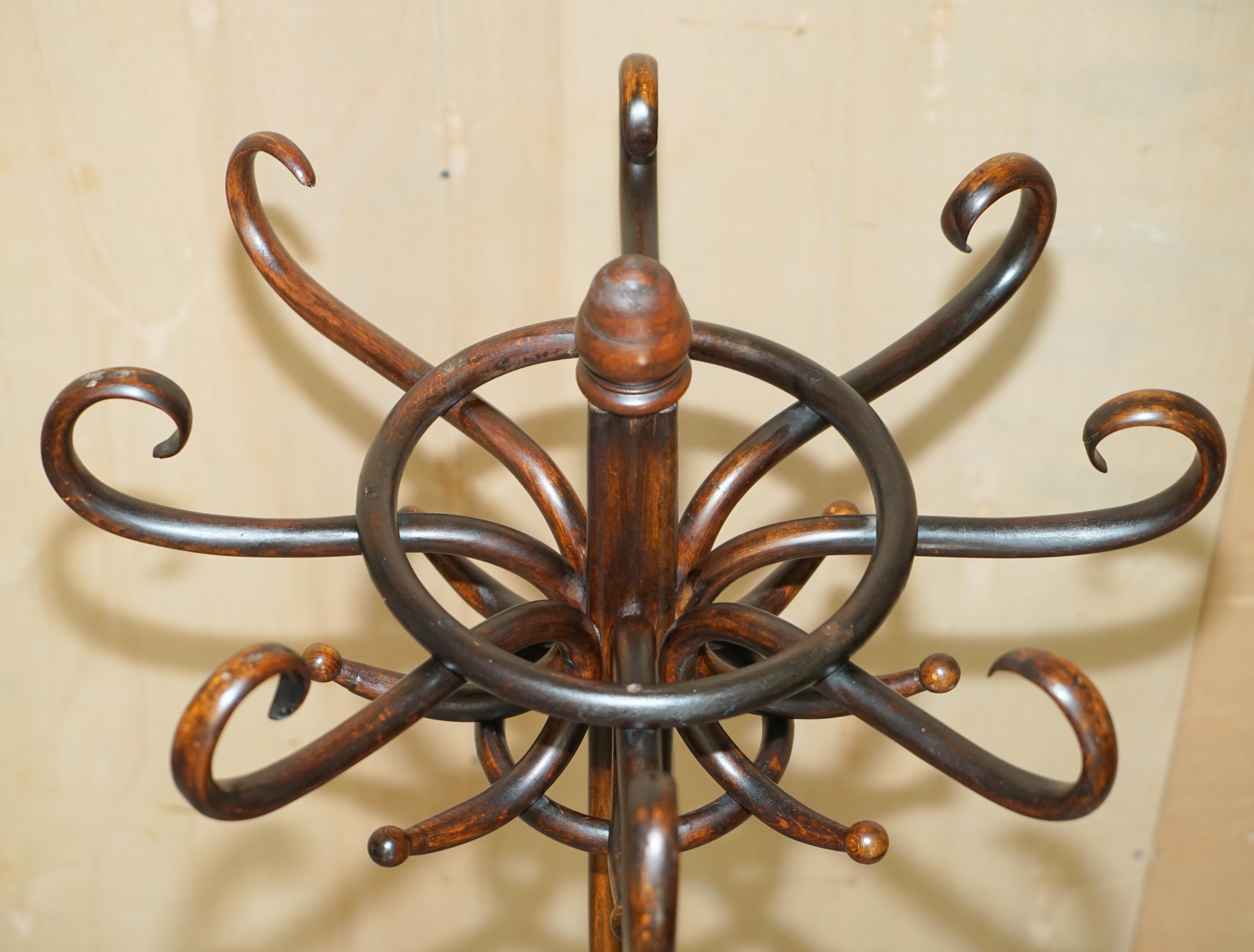 Antique Original Late Victorian circa 1880 Thonet Bentwood Coat Rack Stand For Sale 10