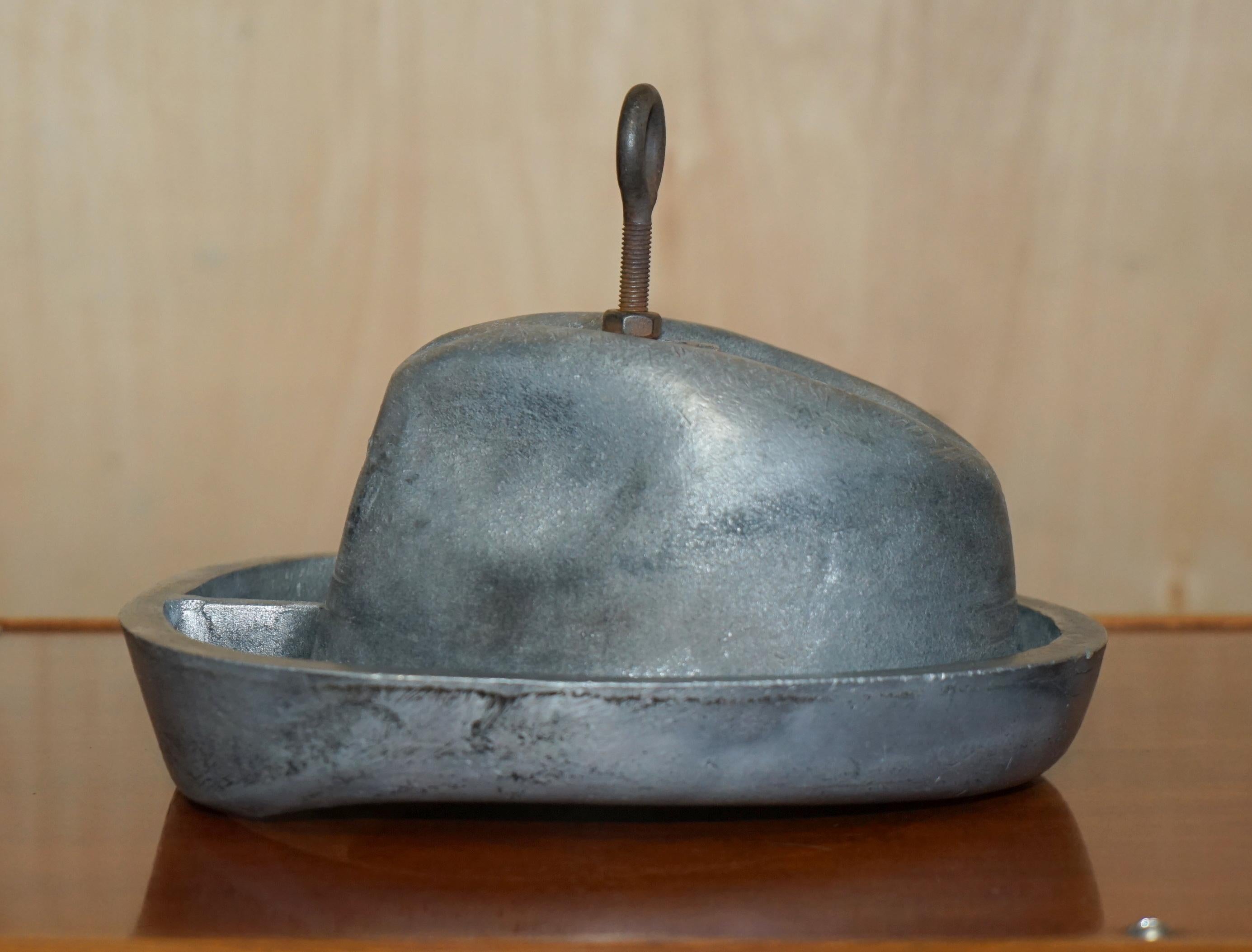 Pewter ANTIQUE ORIGINAL PEWTER TRILBY HAT STAND MOLD FOR CIRCA 1920'S ART DECO HATs For Sale