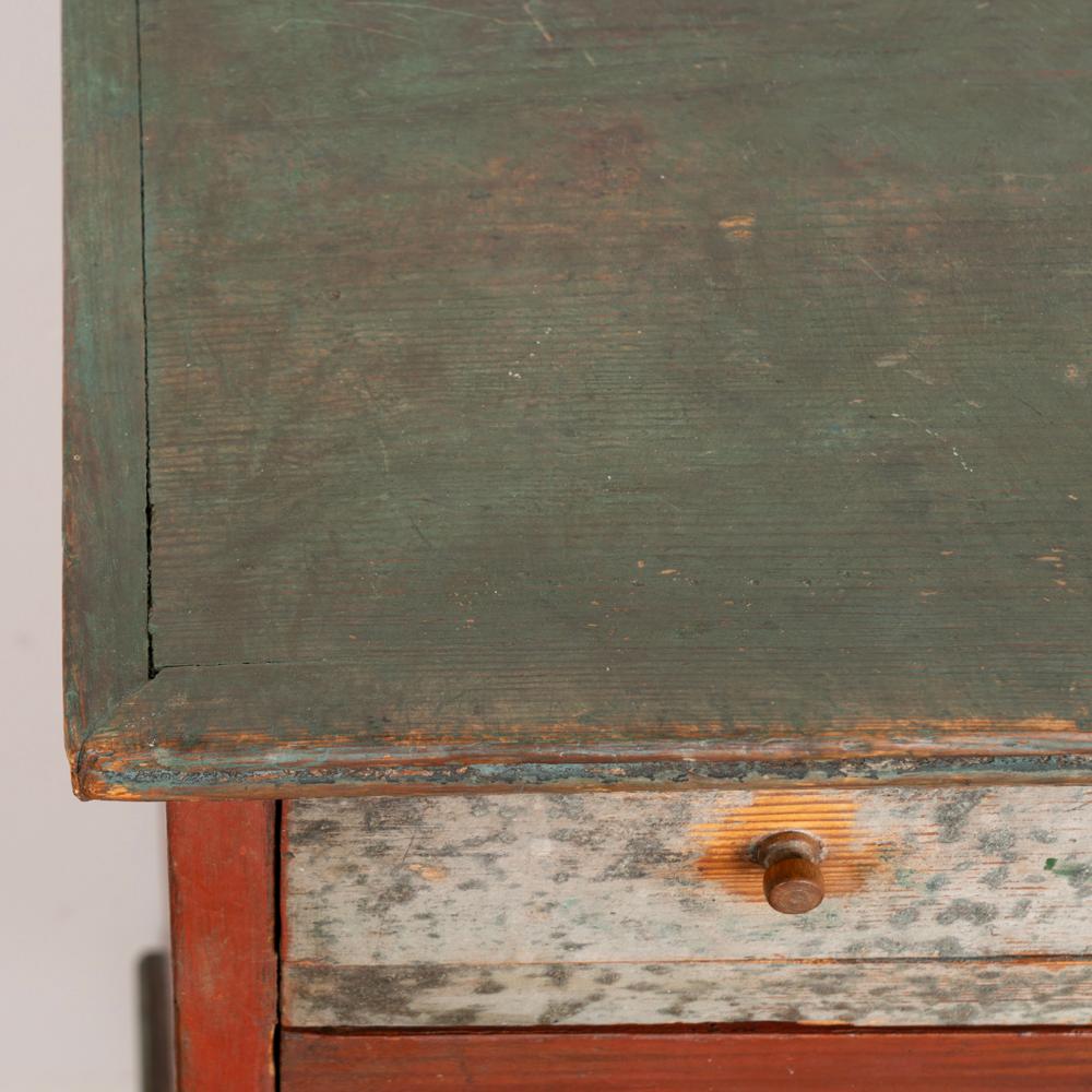 Antique Original Red Painted Chest of Drawers, Sweden circa 1820-1840 For Sale 3