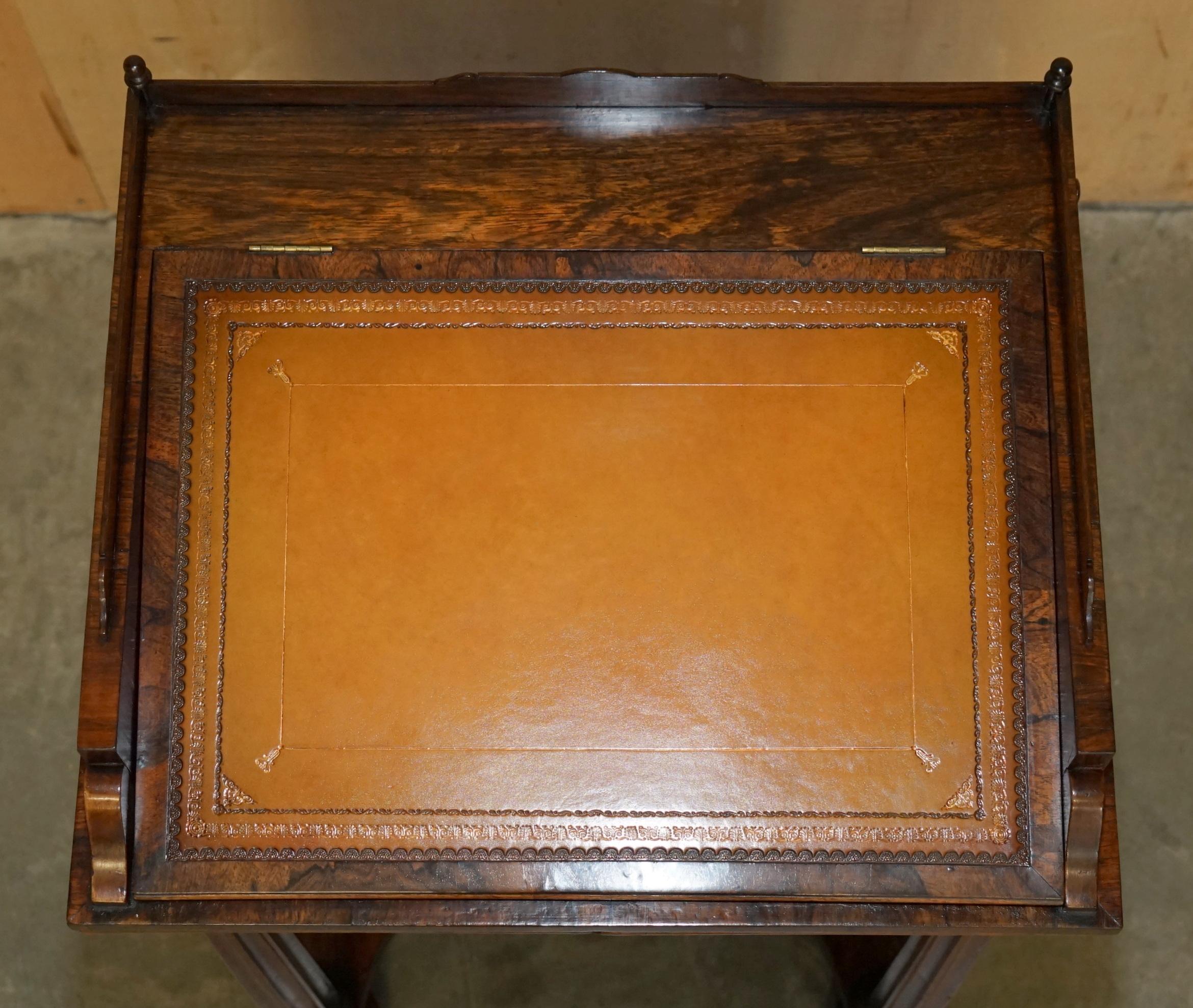 Regency ANTICO SCRIVANIA ORIGINIALE REGENDE CIRCA 1810-1820 IN LEGNO DURO E PELLE MARRONE DAVENPORT in vendita
