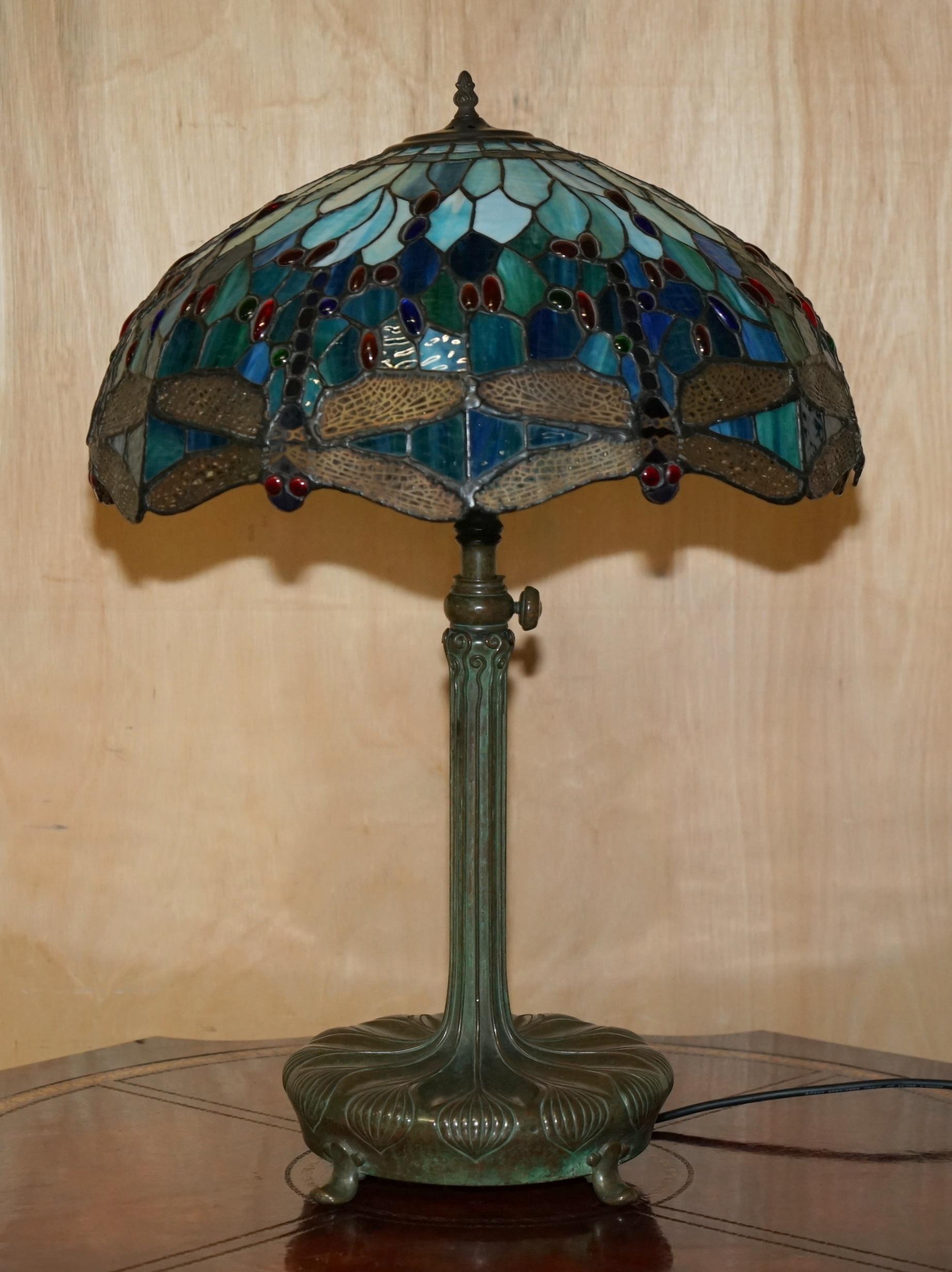 Ancienne base de lampe réglable de Tiffany Studios avec abat-jour en verre teinté plus tardif en vente 8