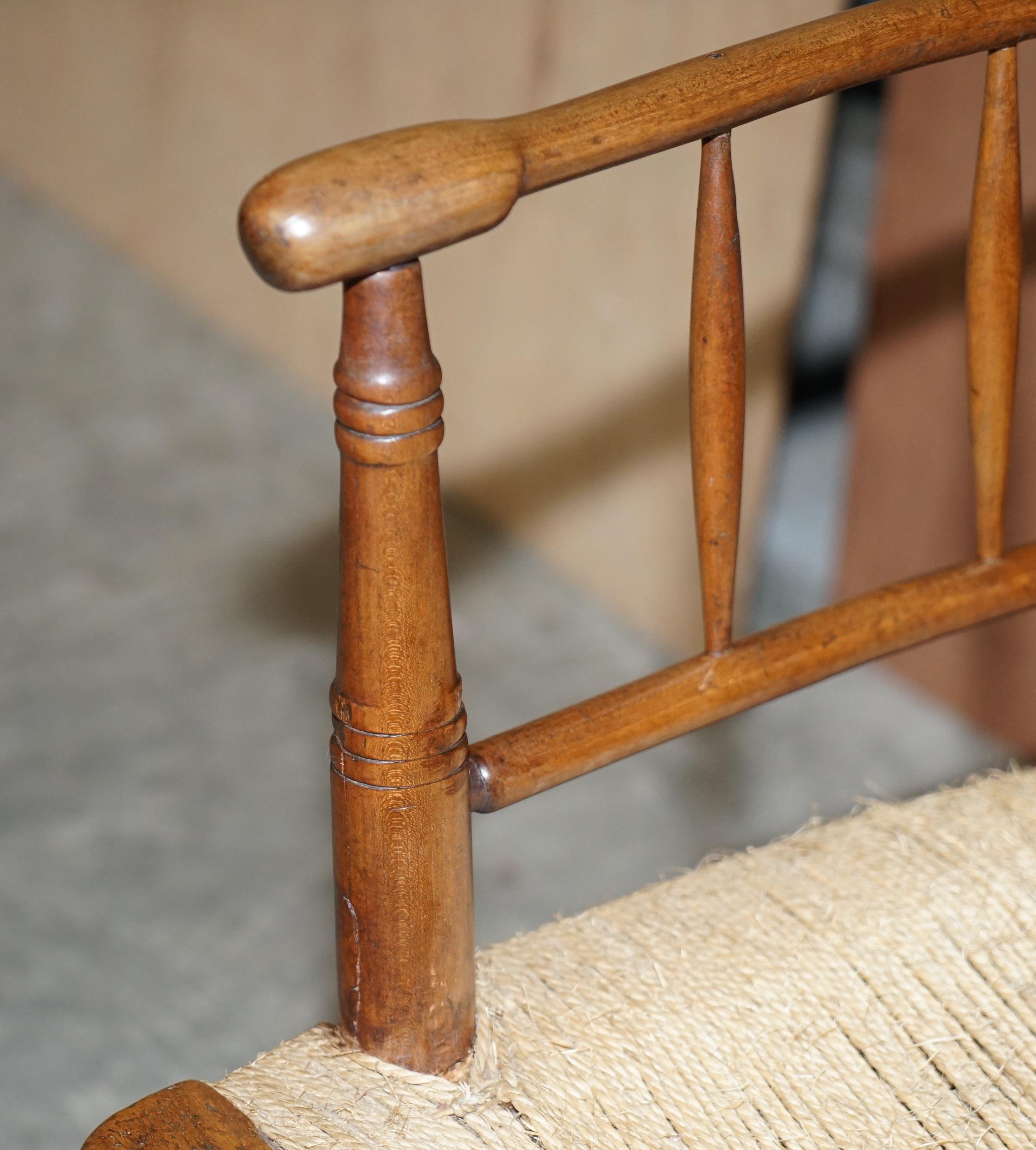 Antiker Original William Morris Sussex Rope Seat Armchair Gesehen im V&A Museum im Angebot 1