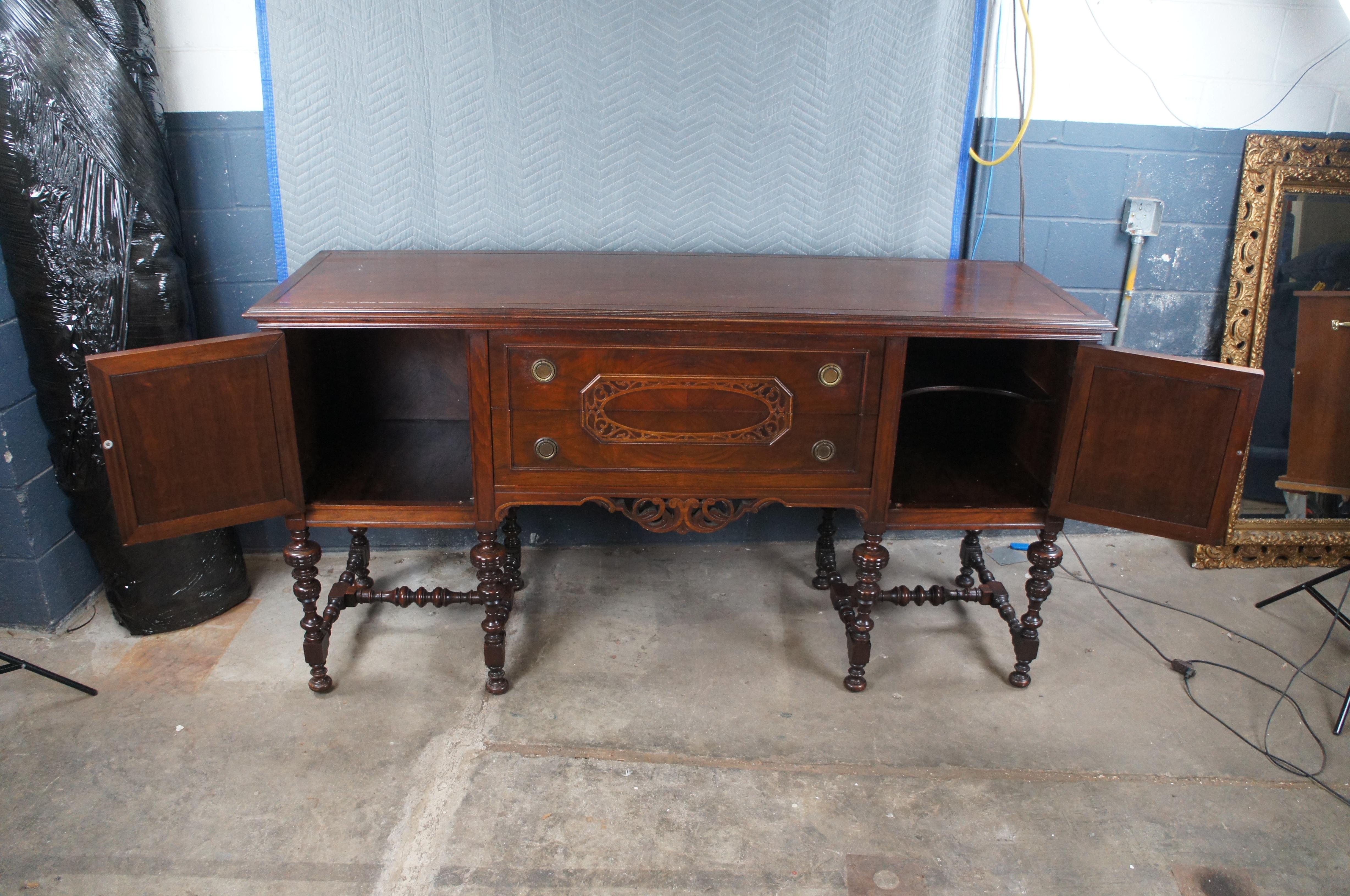 Antiguo Orinoco Jacobeo Roble Calado Aparador Servidor Credenza 72 en venta 1