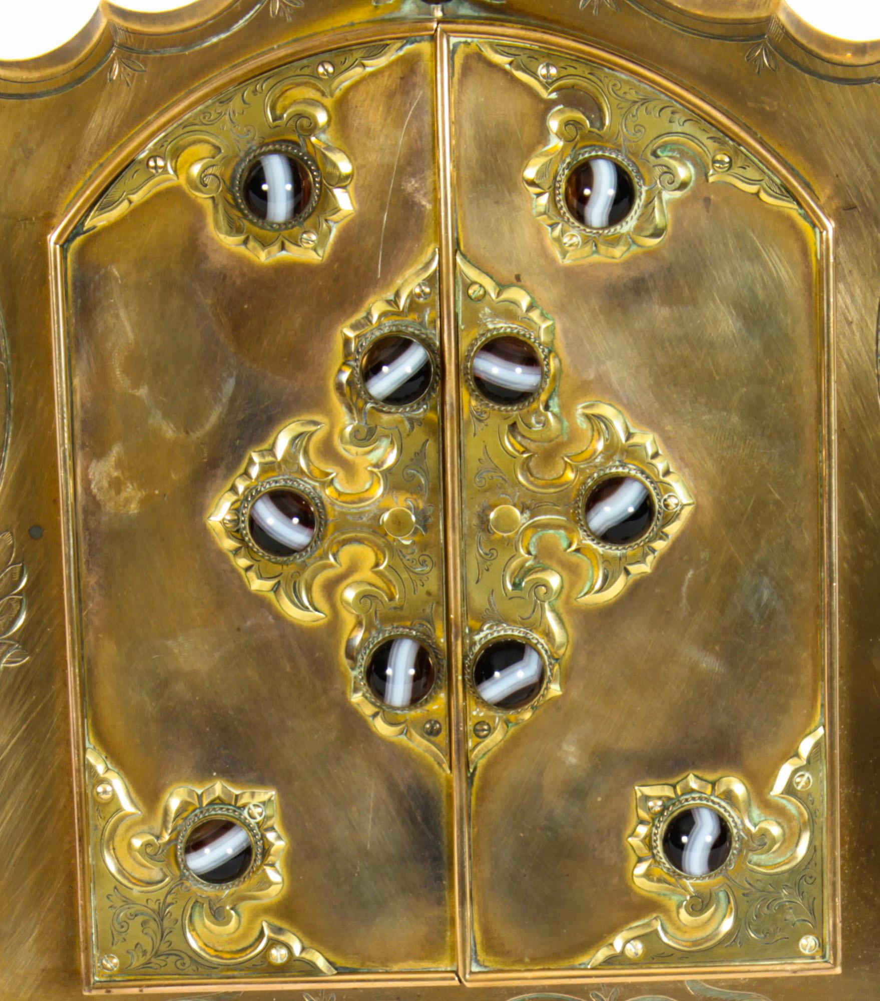 Cadre photo de chevalet ancien en bronze doré et agate, 19ème siècle en vente 2