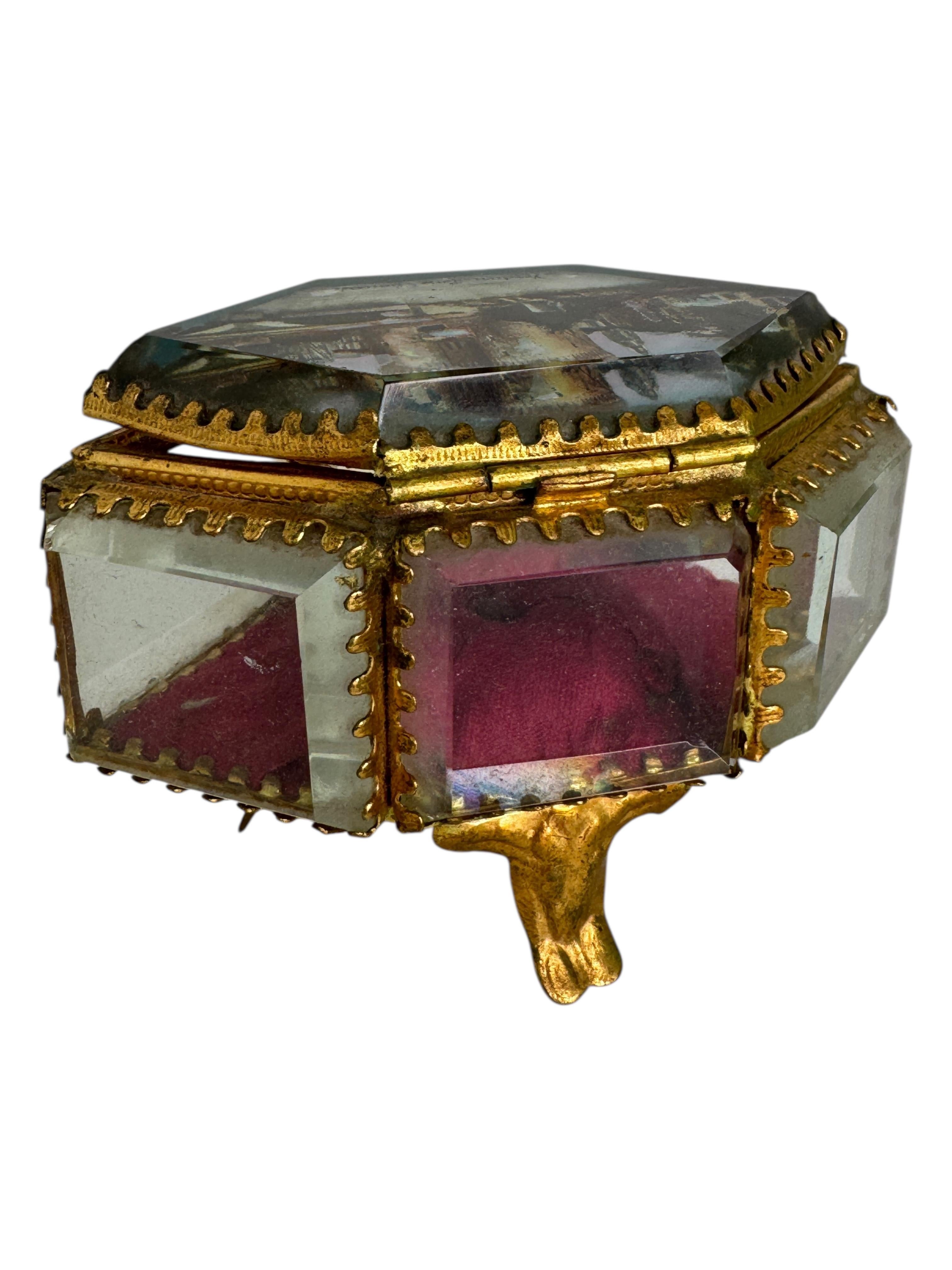 Antiguo Joyero Ormolu Cofre Souvenir Cristal Biselado Grand Tour Francia 1900 en Bueno estado para la venta en Nuernberg, DE