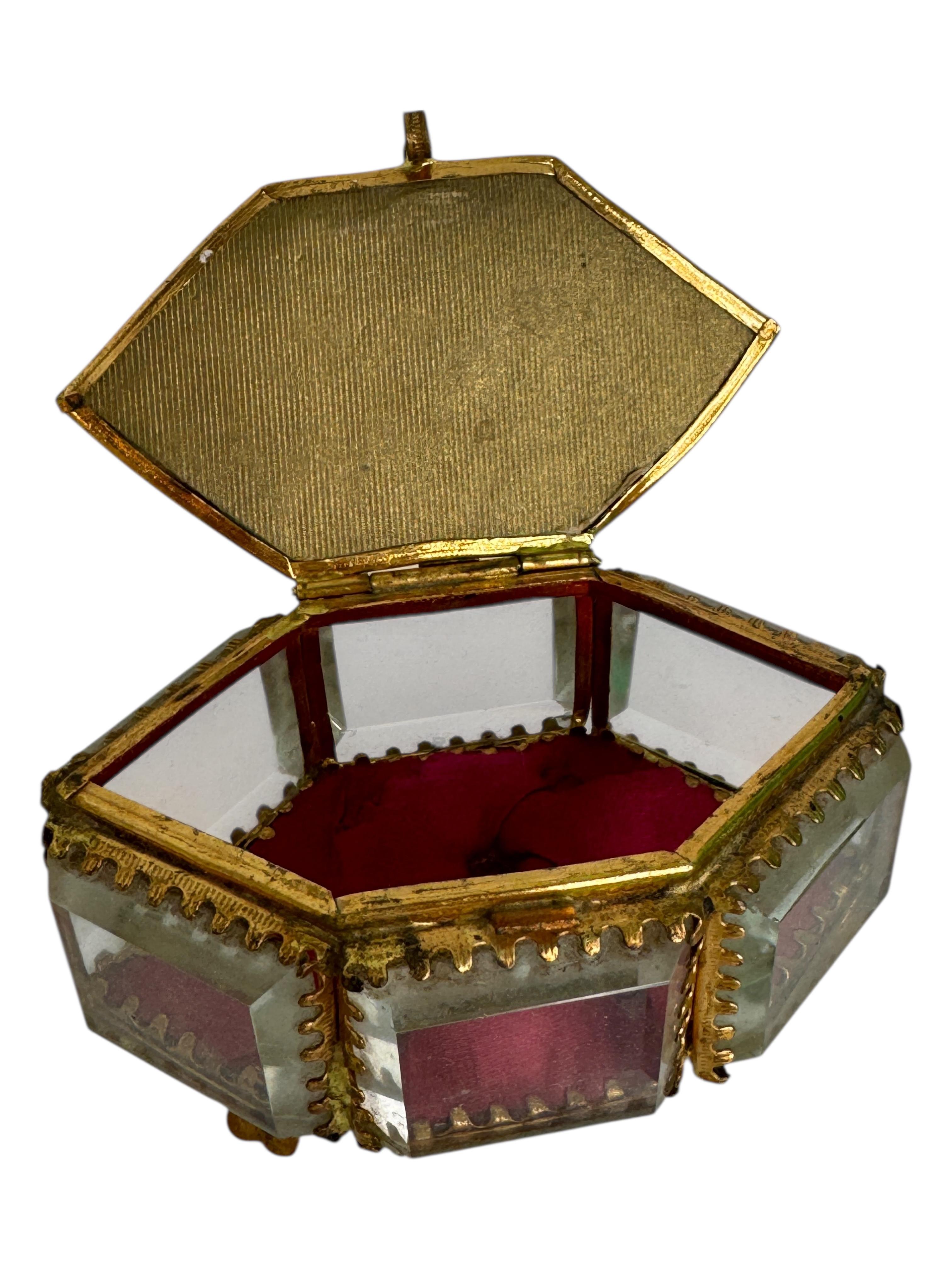 Antiguo Joyero Ormolu Cofre Souvenir Cristal Biselado Grand Tour Francia 1900 en venta 1