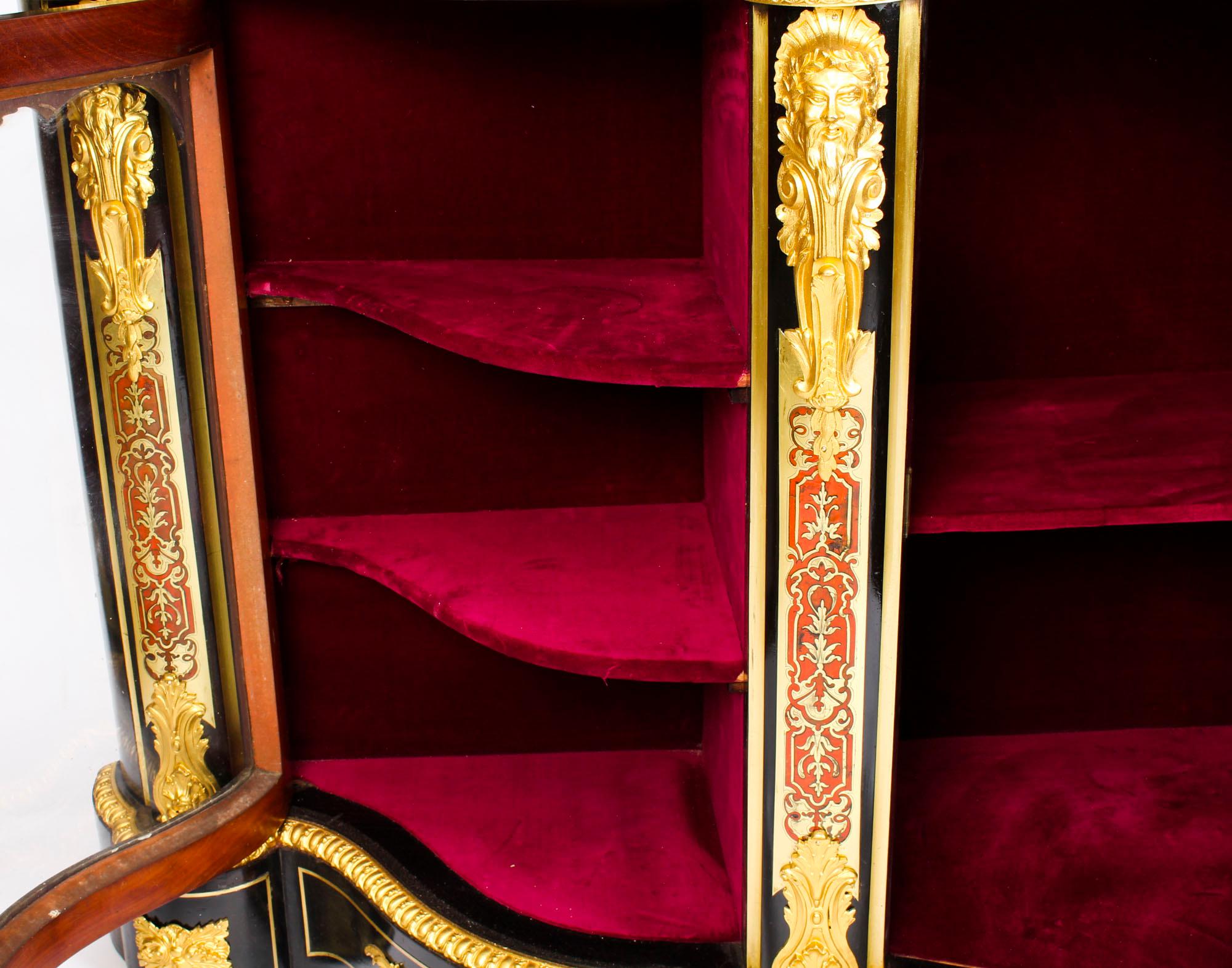 Antique Ormolu Mounted Serpentine Boulle Credenza 19th Century For Sale 9
