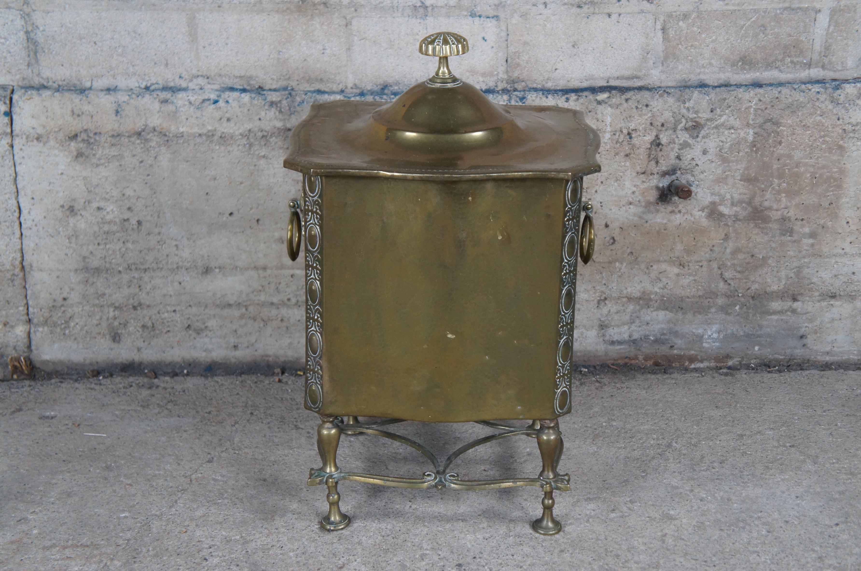 Antique Ornate Brass Fireside Coal Scuttle Bucket Bin Log Box Storage Planter In Good Condition In Dayton, OH