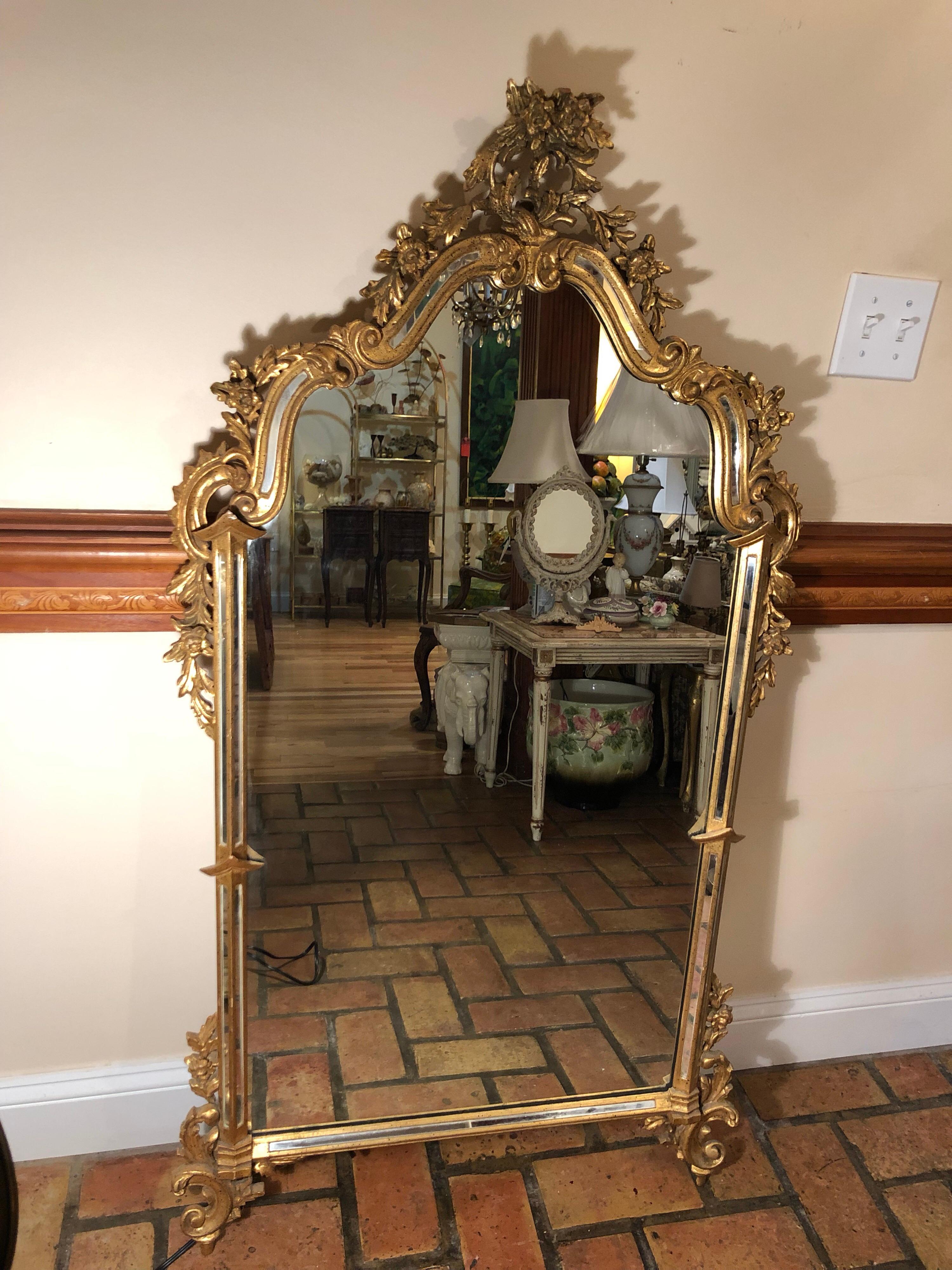 Vintage Ornate Gilt Mirror Attributed to Labarge 10