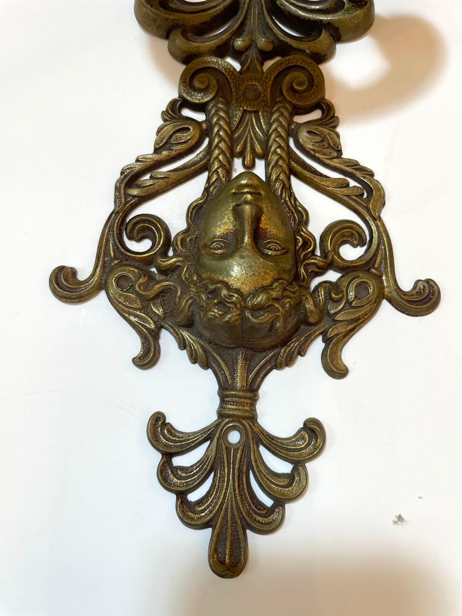 Antique Ornate Italian Figural Architectural Cast Brass Wall Hook Decor Set of 3 For Sale 11