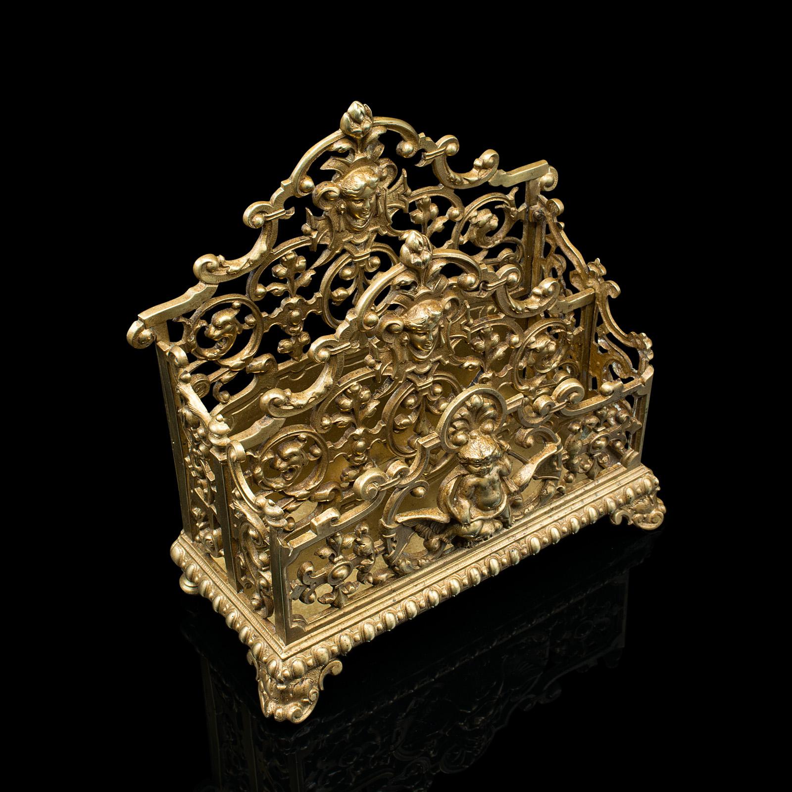 XIXe siècle Porte-lettres antique orné, italien, doré, stand de papeterie, rangement de bureau, victorien en vente