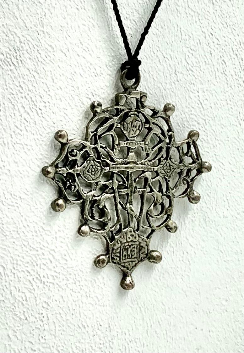 Antique Ornate Russian Old Believers Reticulated Silver Cross, 19th Century For Sale 2