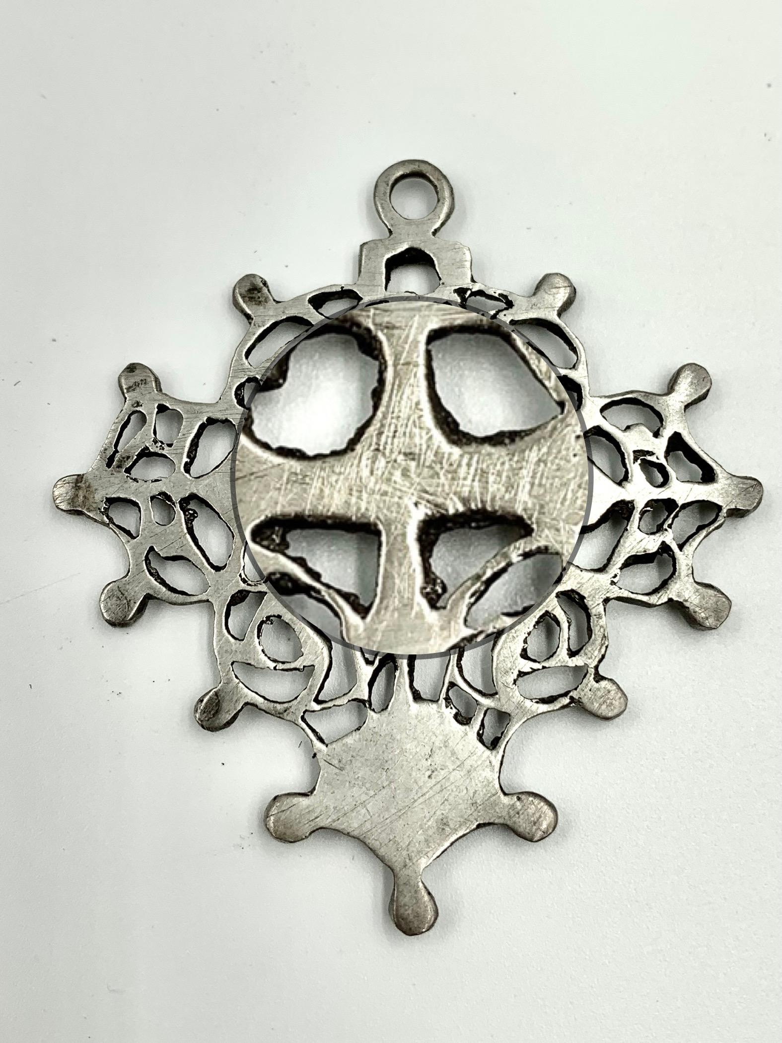 Antique Ornate Russian Old Believers Reticulated Silver Cross, 19th Century For Sale 1