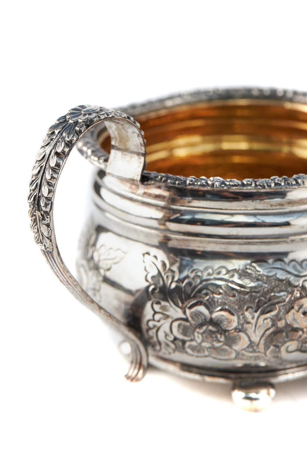 Juego de Té Antiguo Ornamentado y Plateado Chapado en plata en venta