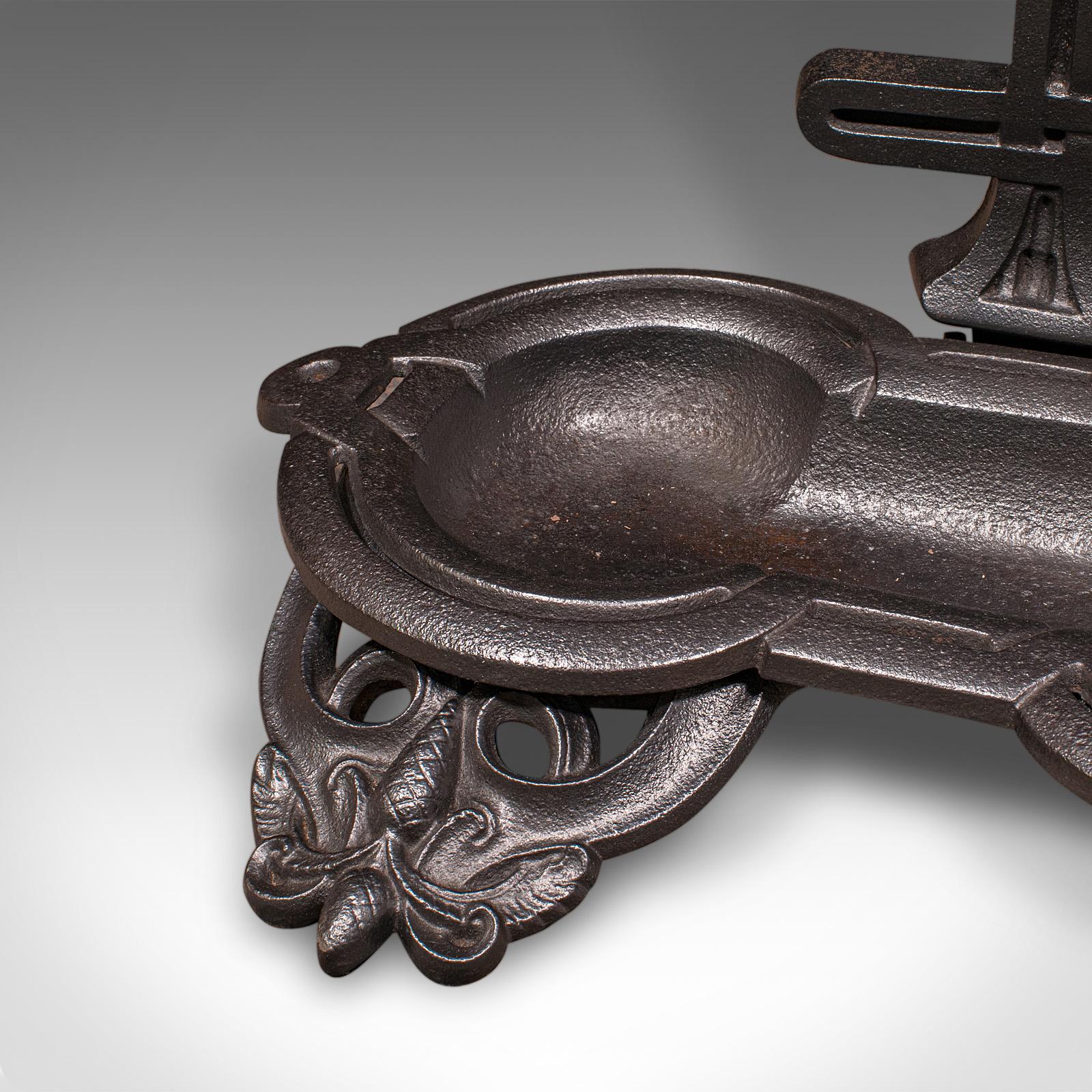 Antique Stand Sticks orné, anglais, Umbrella Looping, victorien, goût jacobéen en vente 3