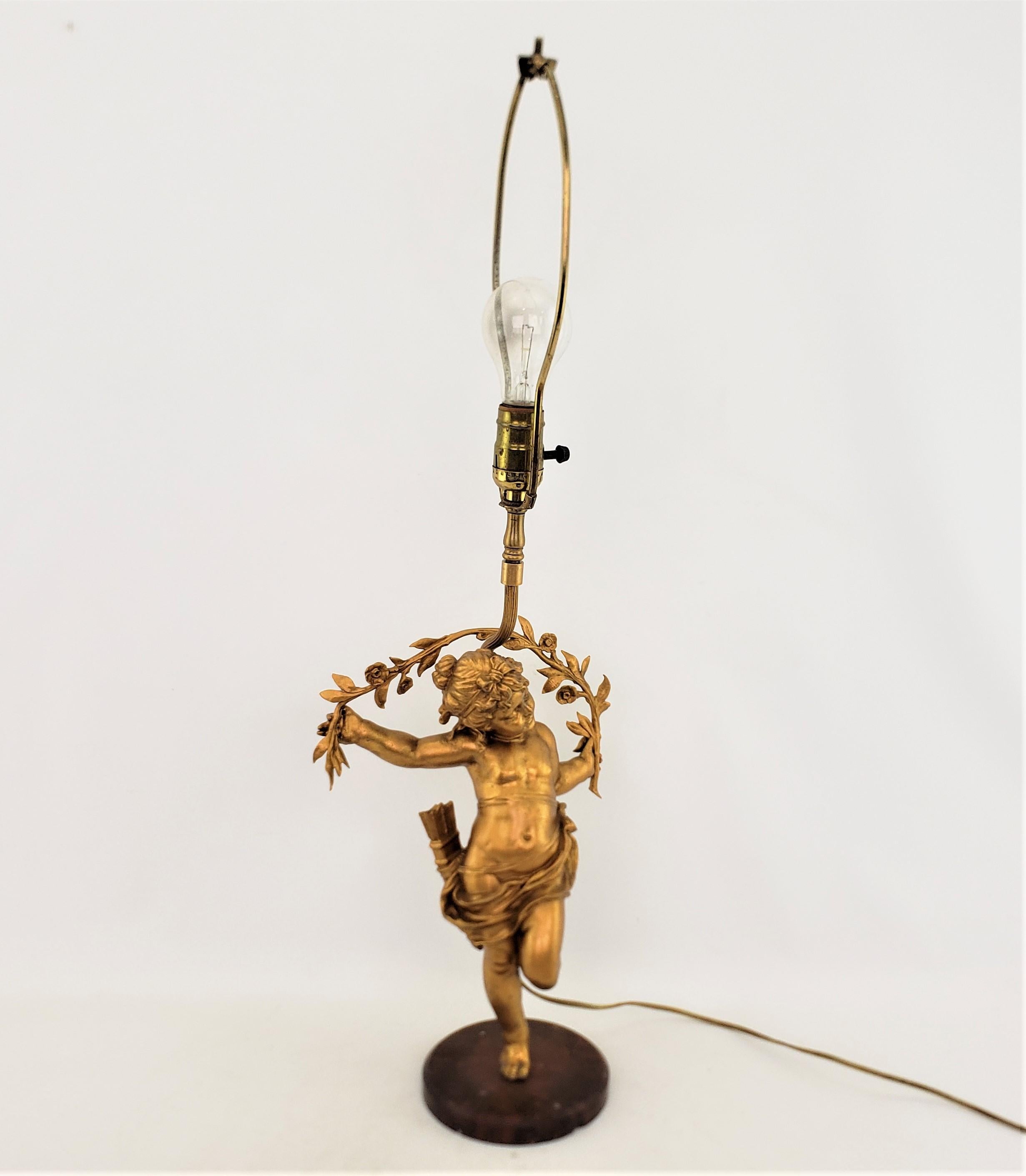 Antique Ornately Cast & Gilt Finished Sculptural Cherub Table Lamp In Good Condition For Sale In Hamilton, Ontario