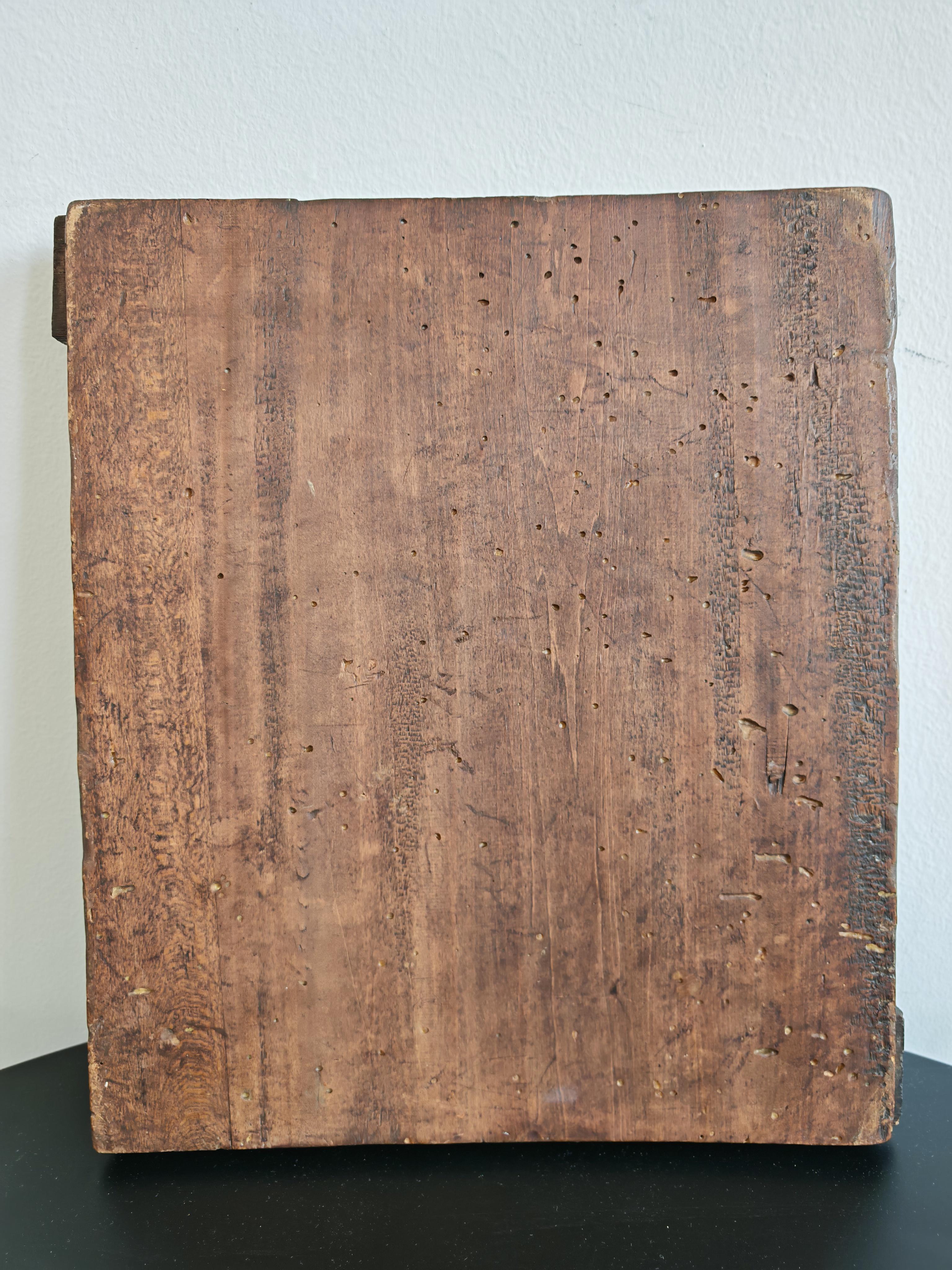 Icône orthodoxe ancienne représentant Sainte Paraskeva, 19e siècle en vente 3