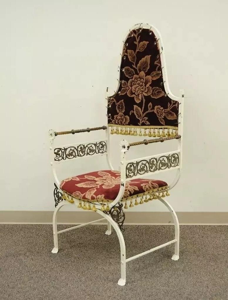 Fauteuil trône ancien Oscar Bach en fer forgé et bronze de style néo-renaissance en vente 4