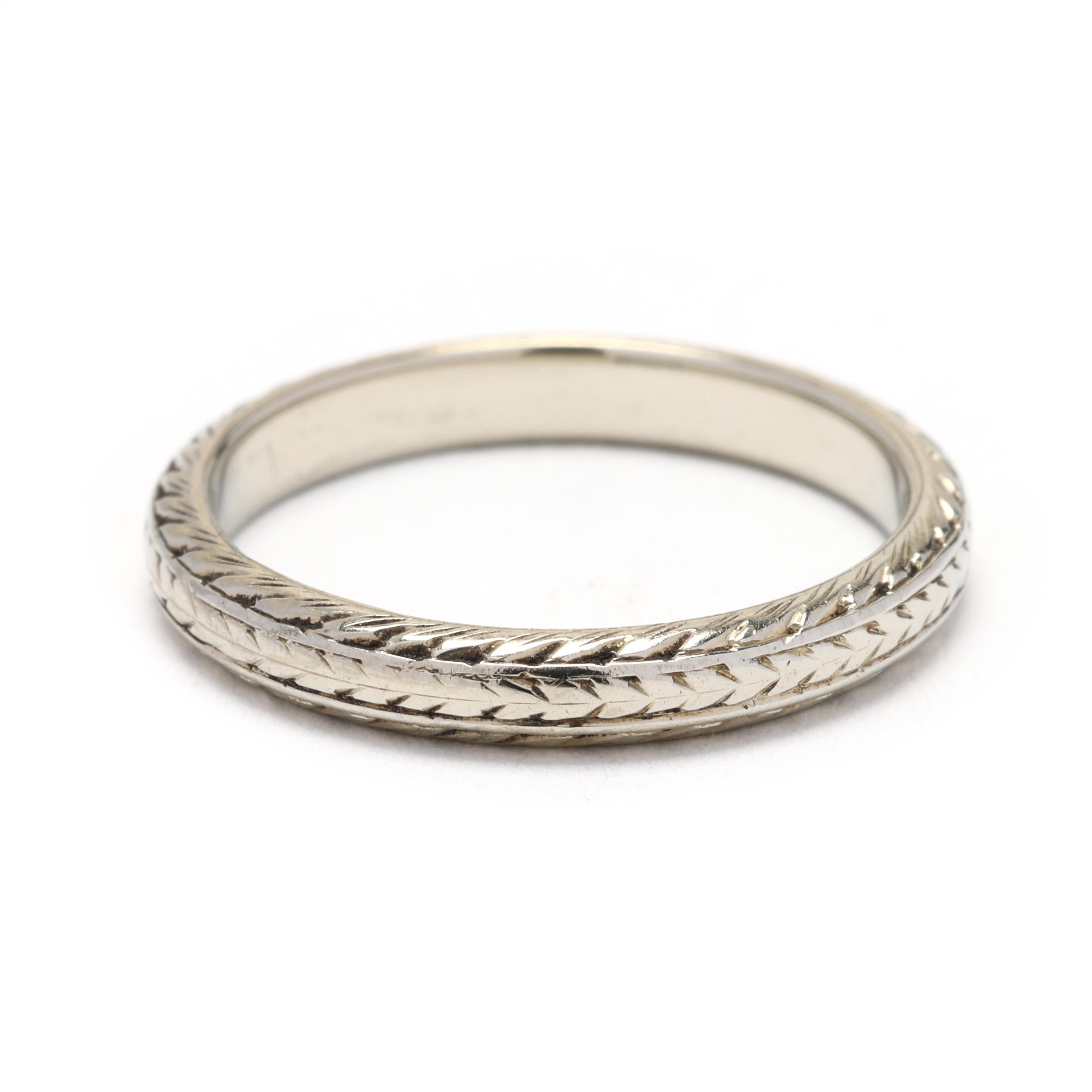 Scopri un'eleganza senza tempo con il nostro anello a fascia Otsby Bartow Antico, magistralmente realizzato in oro bianco 18 carati. Questo squisito anello mette in mostra la rinomata maestria di Otsby Bartow, con dettagli intricati e un design