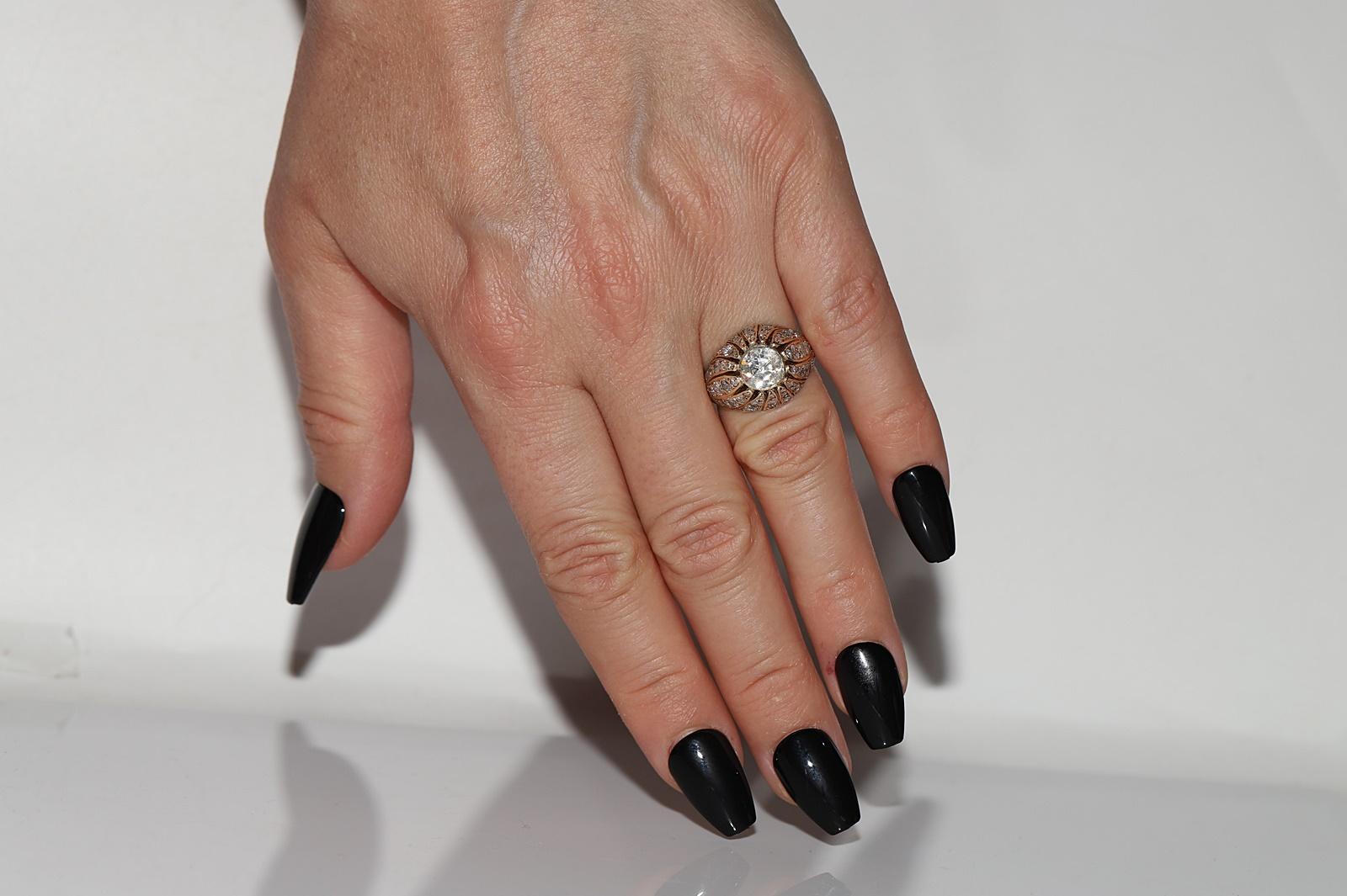 Antiker Ottomane Circa 1900er Jahre 14k Gold Natürlicher Diamant Dekorierter Solitär Ring im Angebot 8