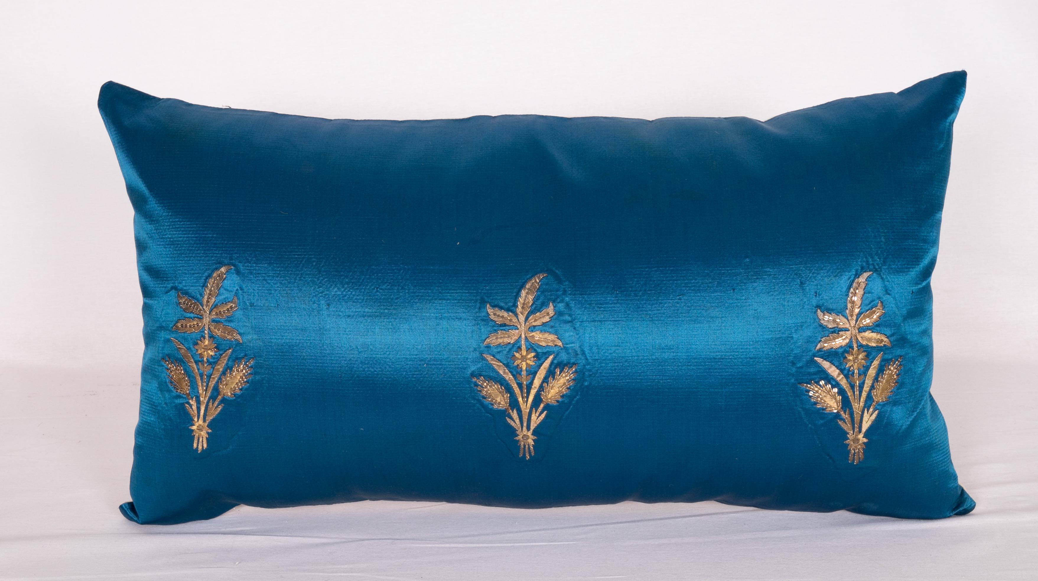 Antique Ottoman, Gold on Blue Pillow Cases, Late 19th c. In Good Condition For Sale In Istanbul, TR
