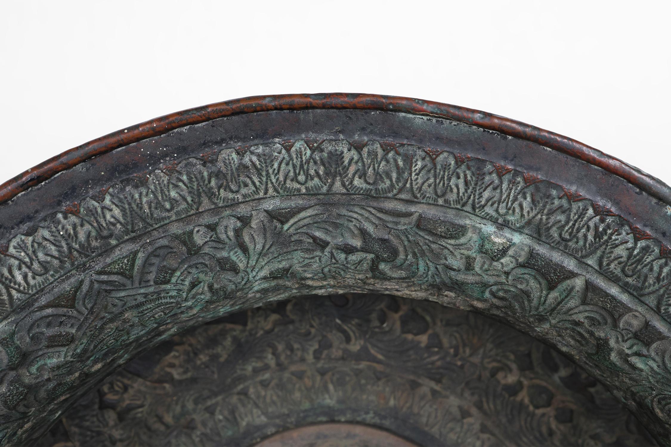 Antico cache-pot ottomano rotondo in rame inciso, 1850 ca. in vendita 5