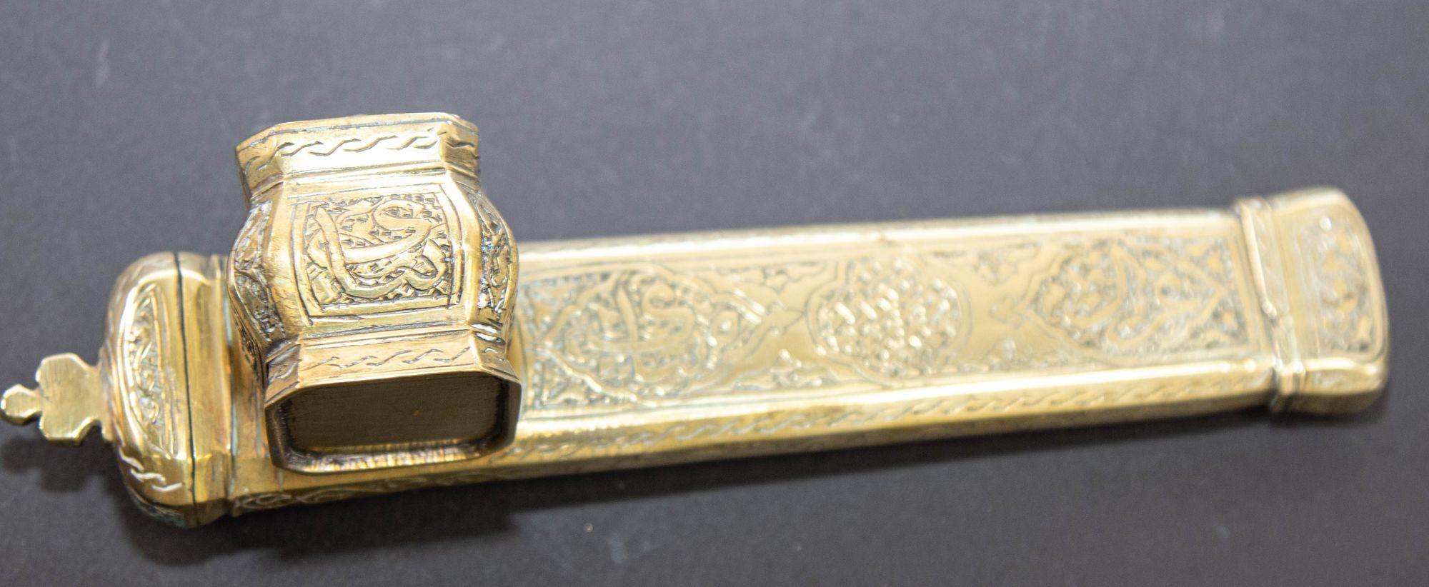 Antique Ottoman Turkish Brass Inkwell Qalamdan with Arabic Calligraphy Writing For Sale 10