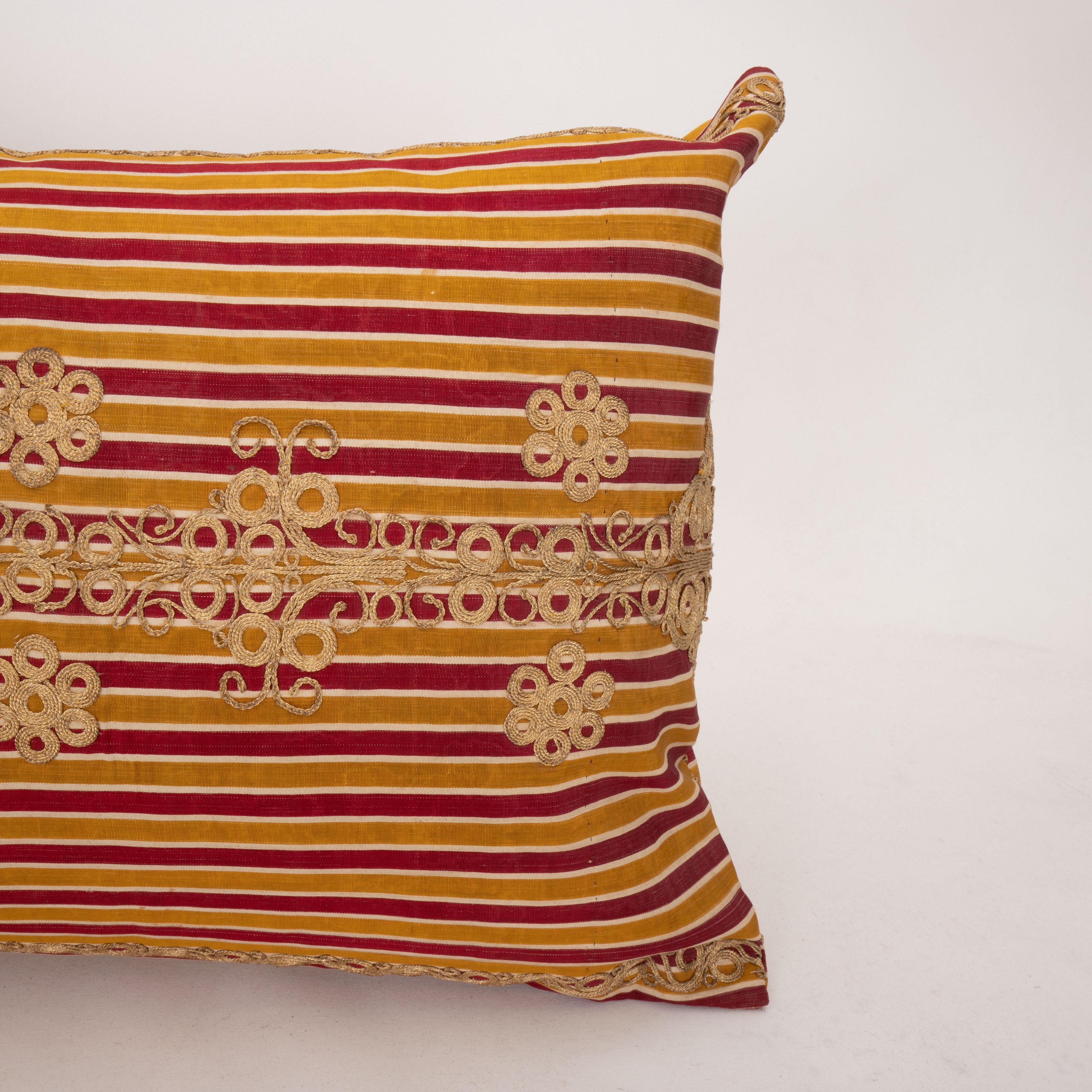 Antique Ottoman Turkish Pillow Case, Early 20th C. In Good Condition In Istanbul, TR