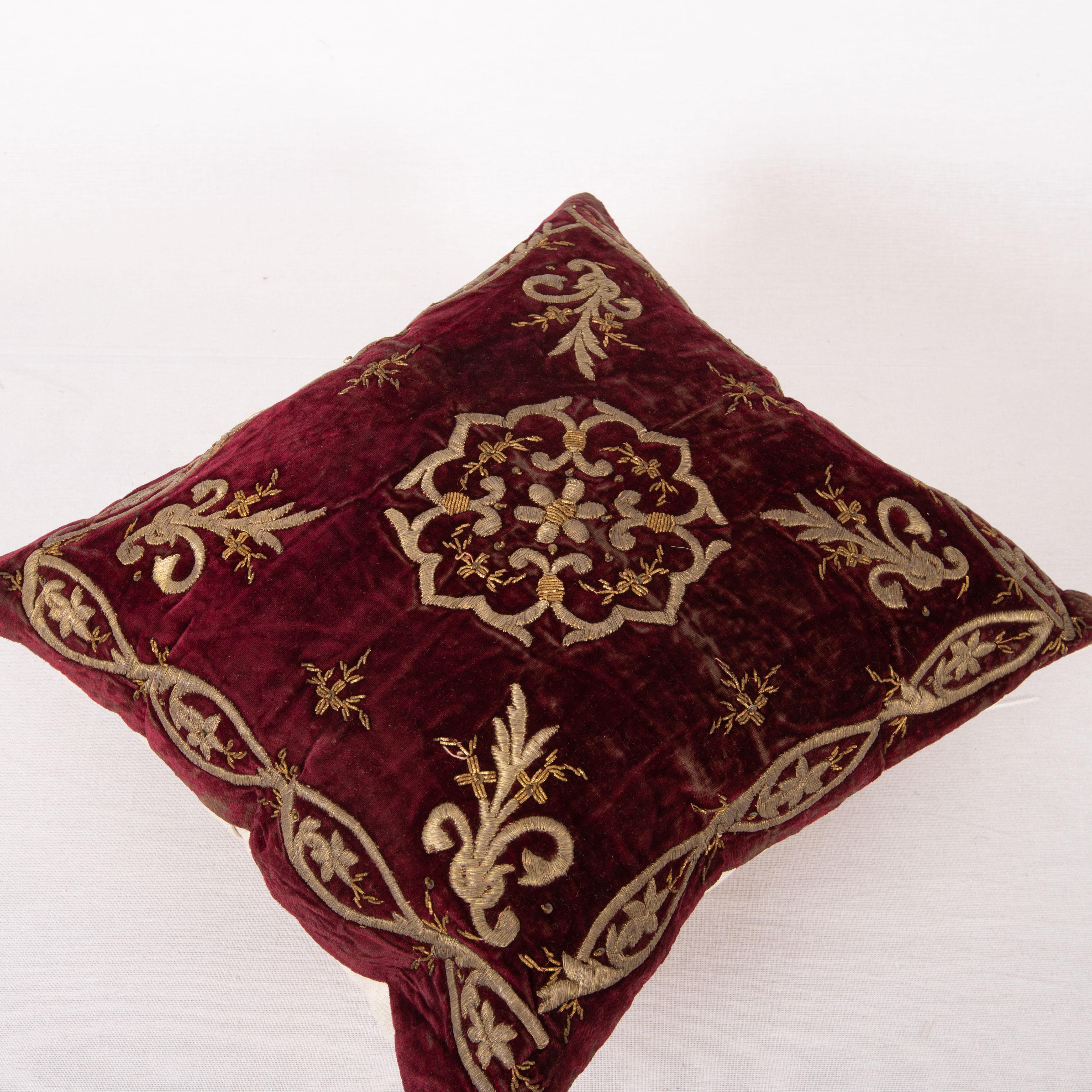 Antique Ottoman Velvet Sarma Pillow Cover, Early 20th C. In Good Condition In Istanbul, TR