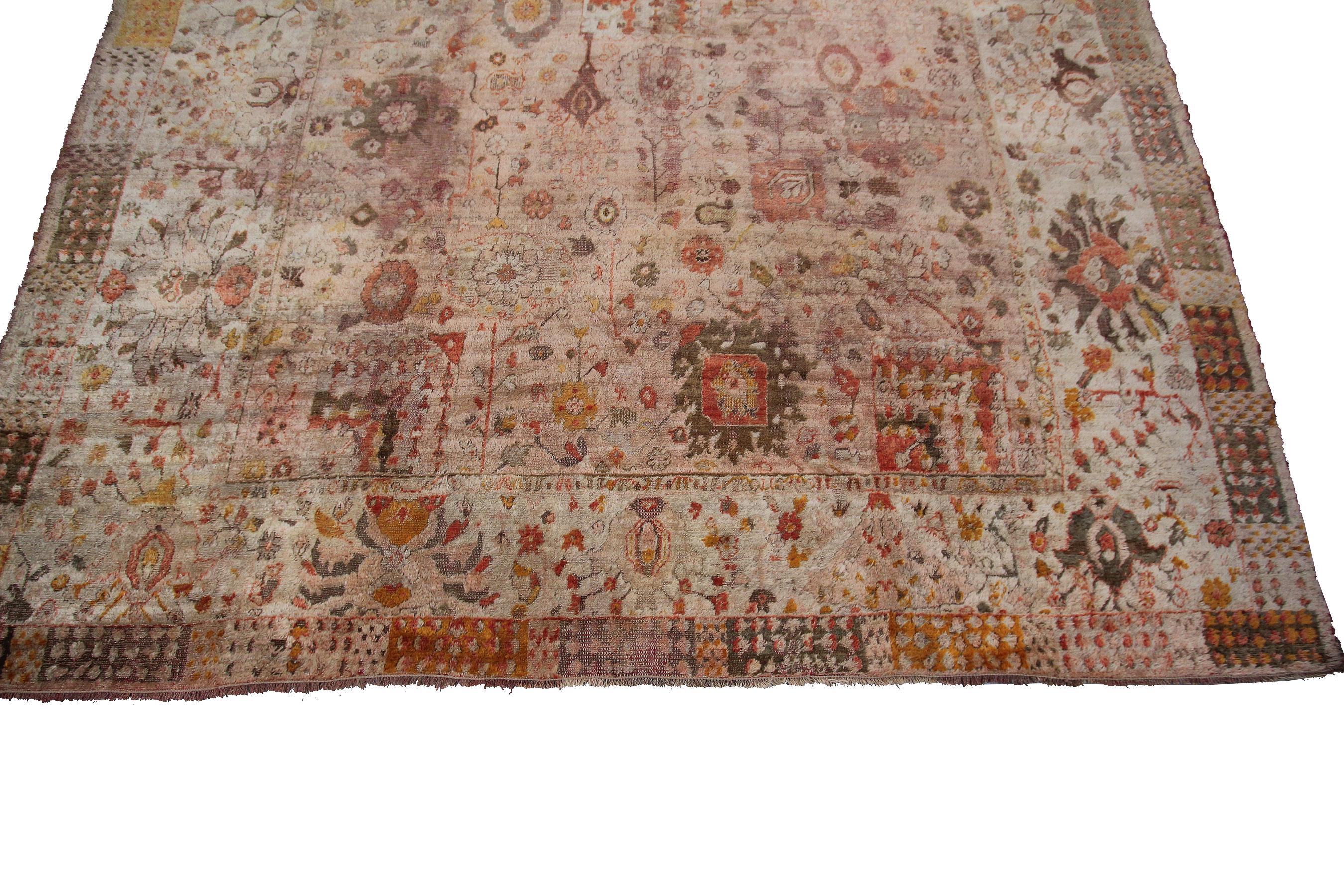 Antique Oushak Angora Oushak Antique Turkish Oushak Geometric Overall In Good Condition For Sale In New York, NY
