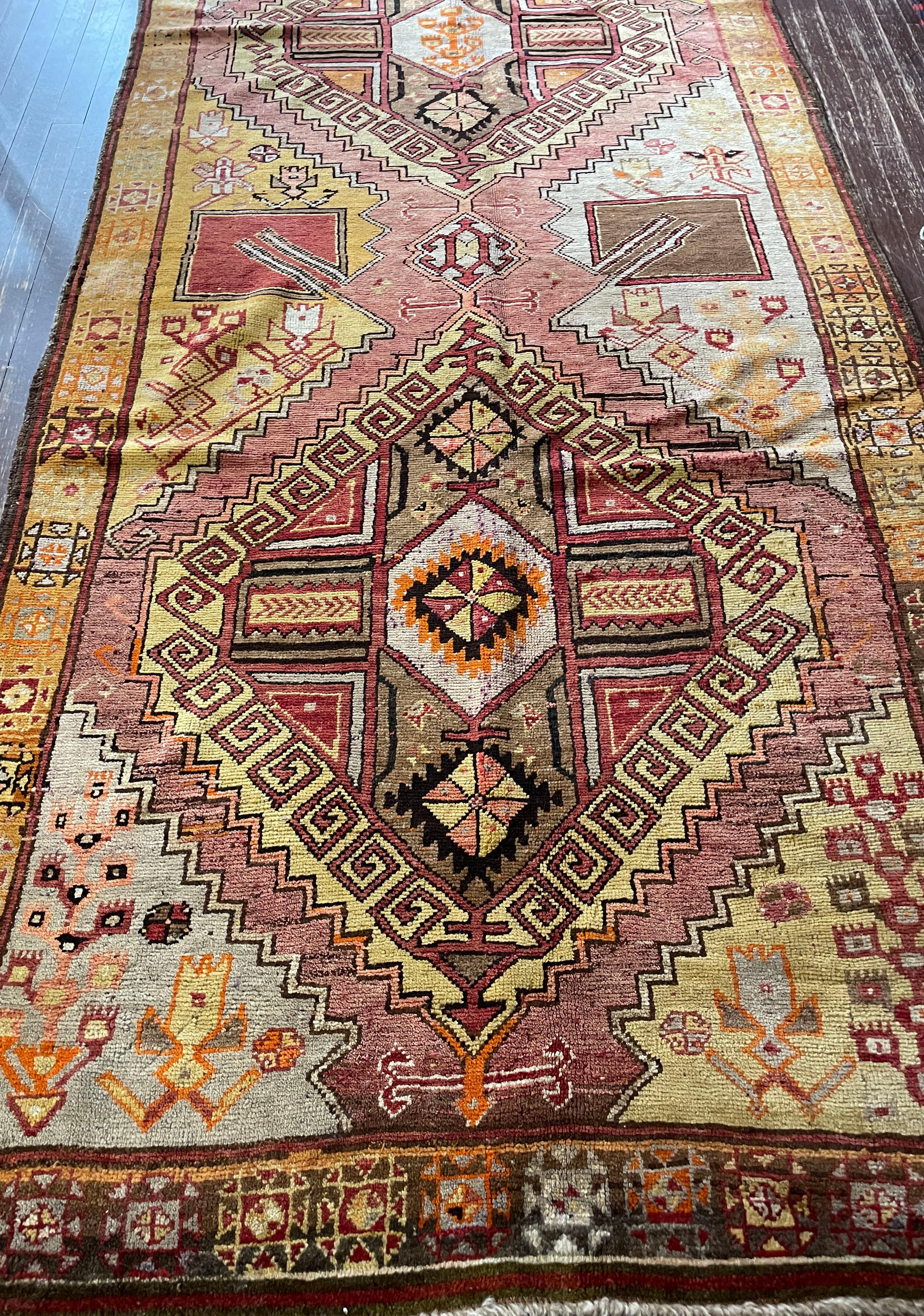 Antique Oushak Carpet, 6'5