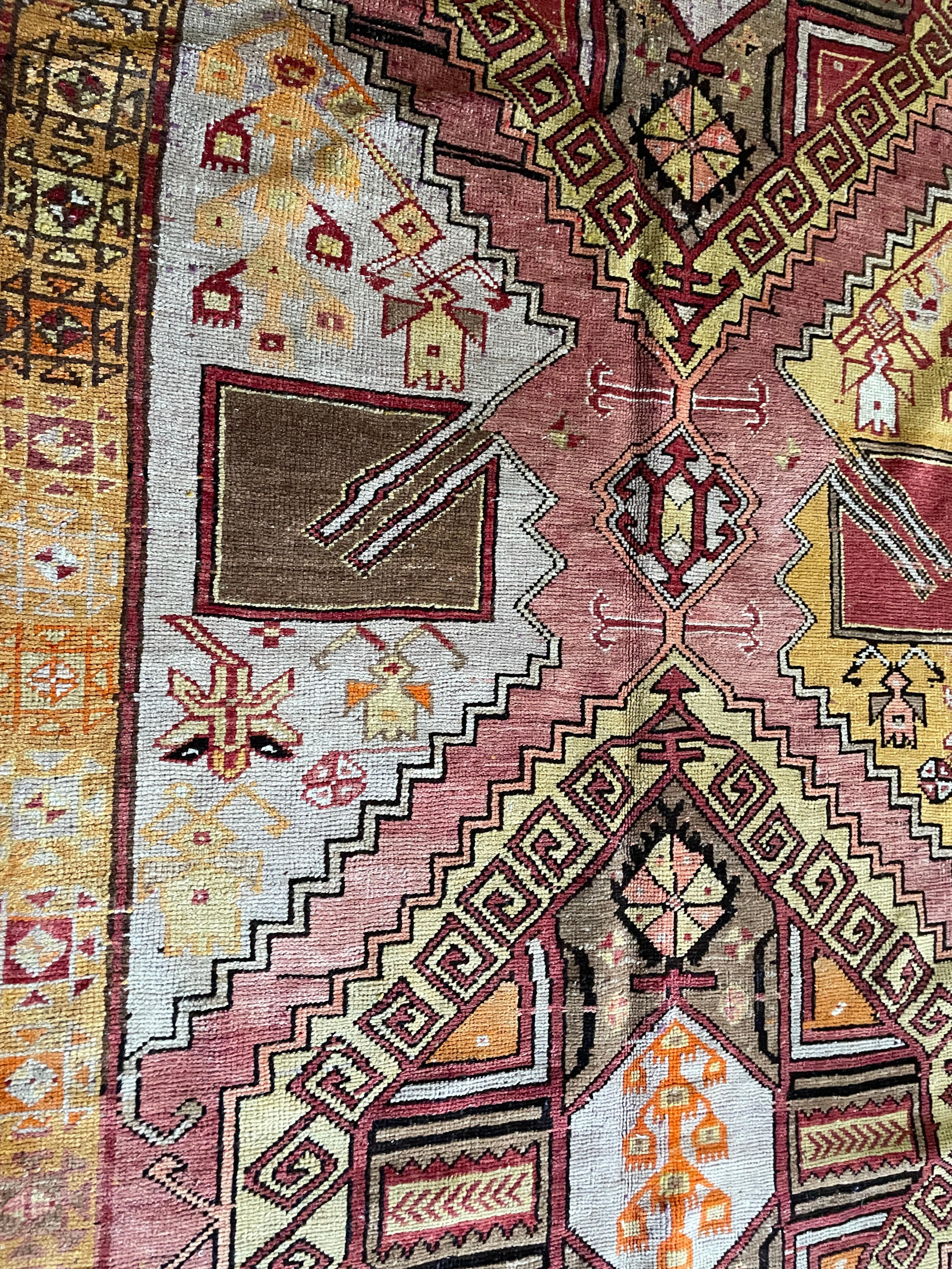 Antique Oushak Carpet, 6'5
