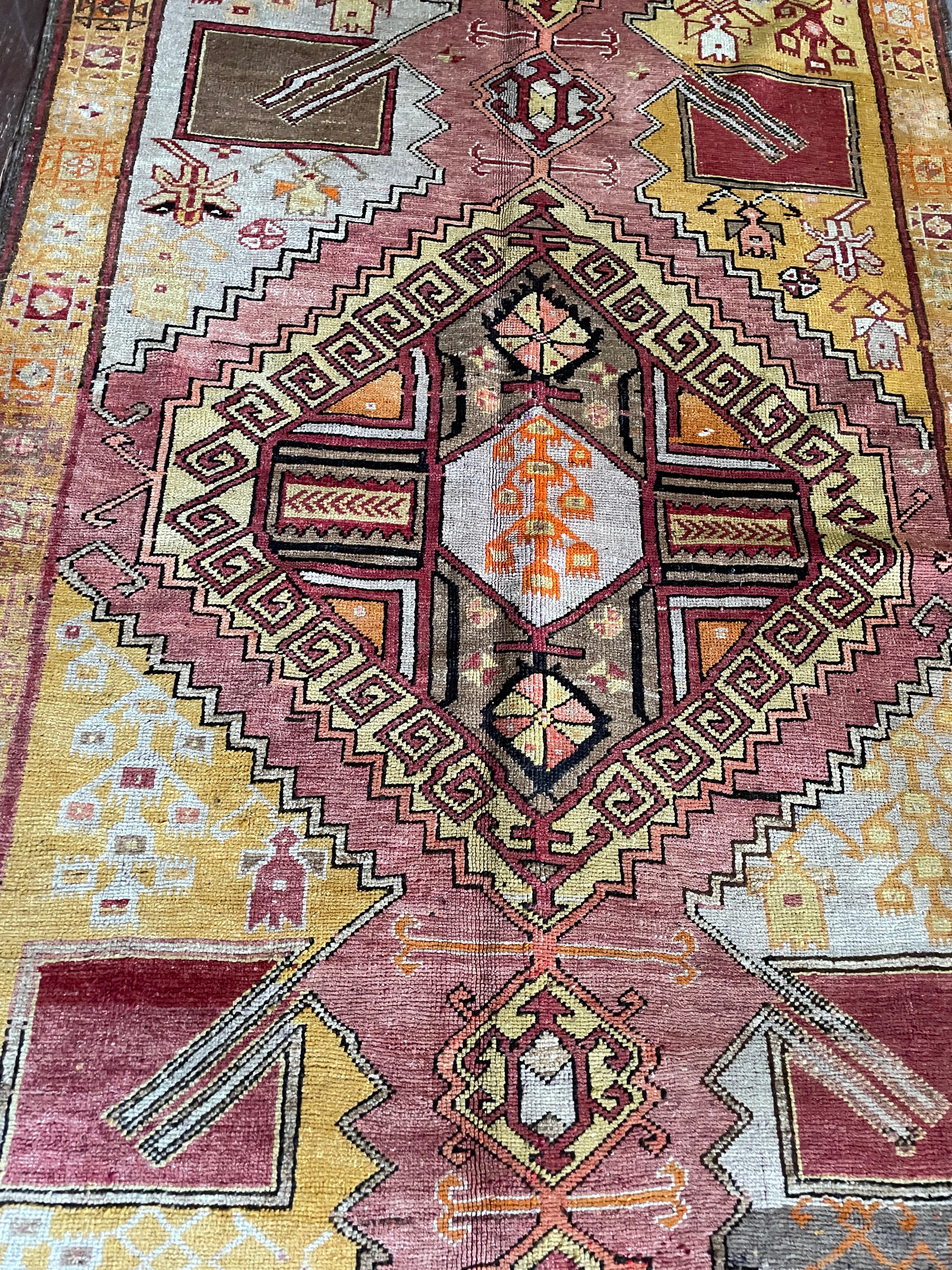 Antique Oushak Carpet, 6'5