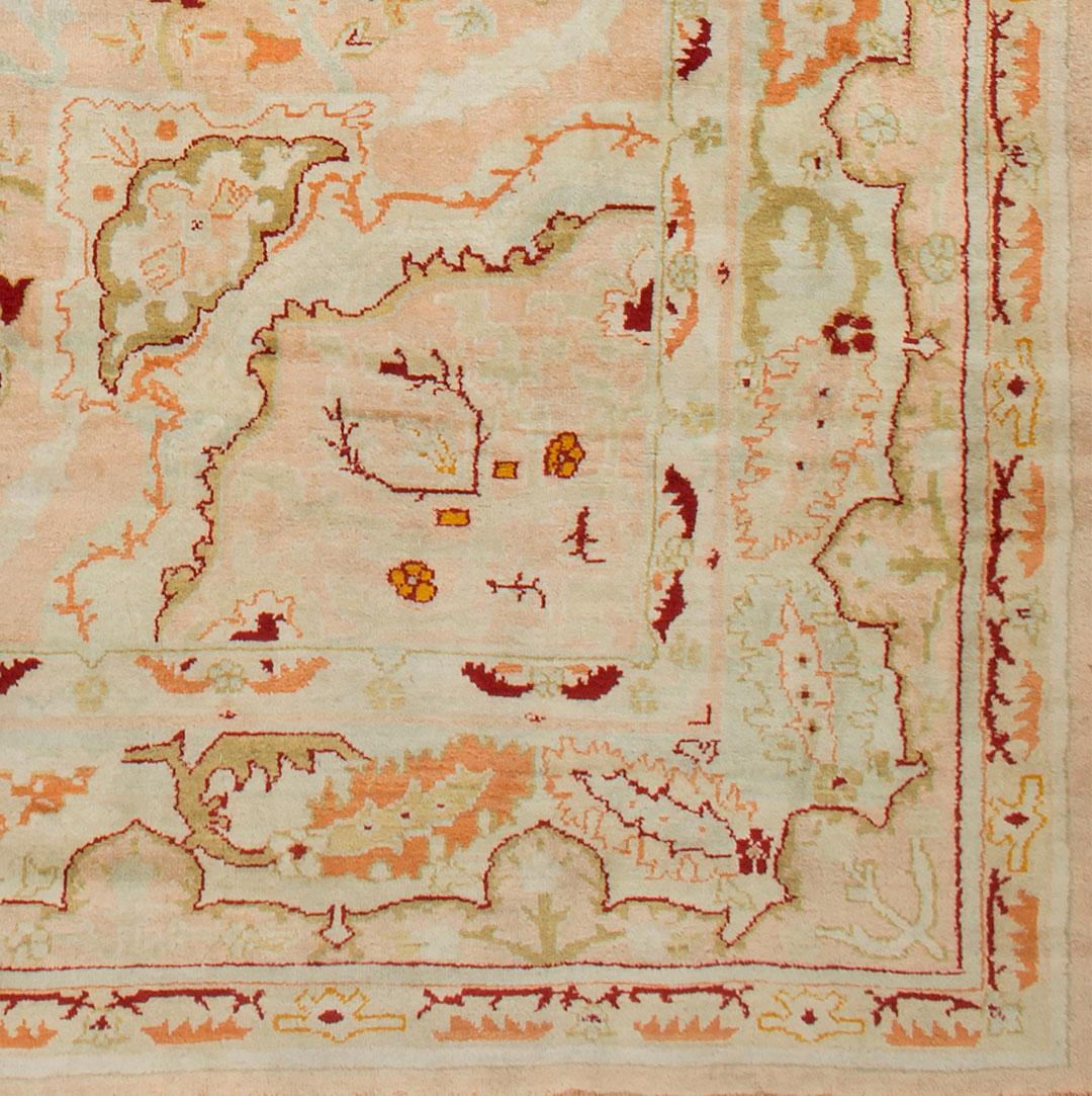 Antiker antiker Oushak-Teppich (Türkisch) im Angebot