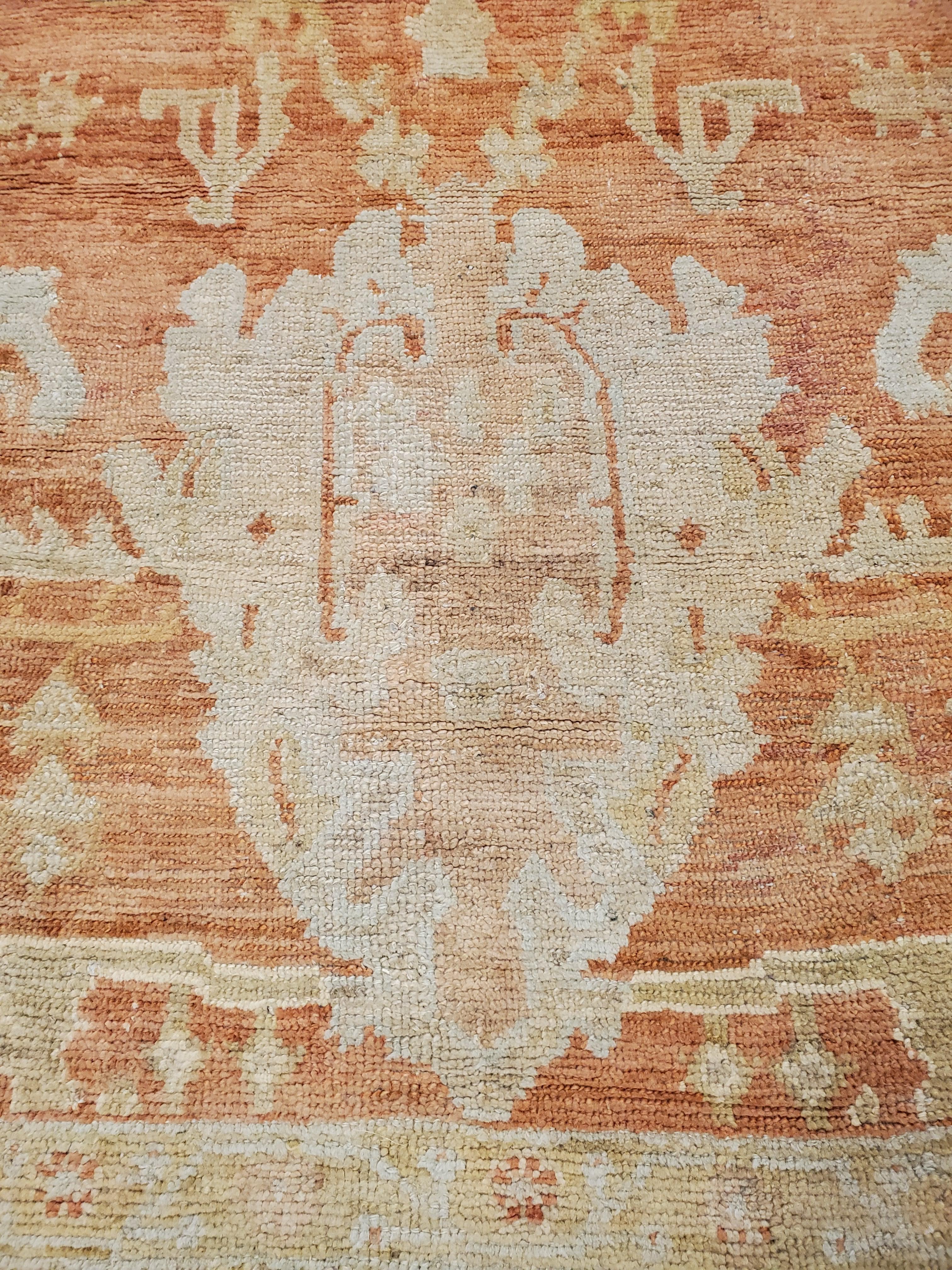 Antique Oushak Carpet, Handmade Oriental Rug, Coral Field, Gold, Ivory Border In Excellent Condition For Sale In Port Washington, NY