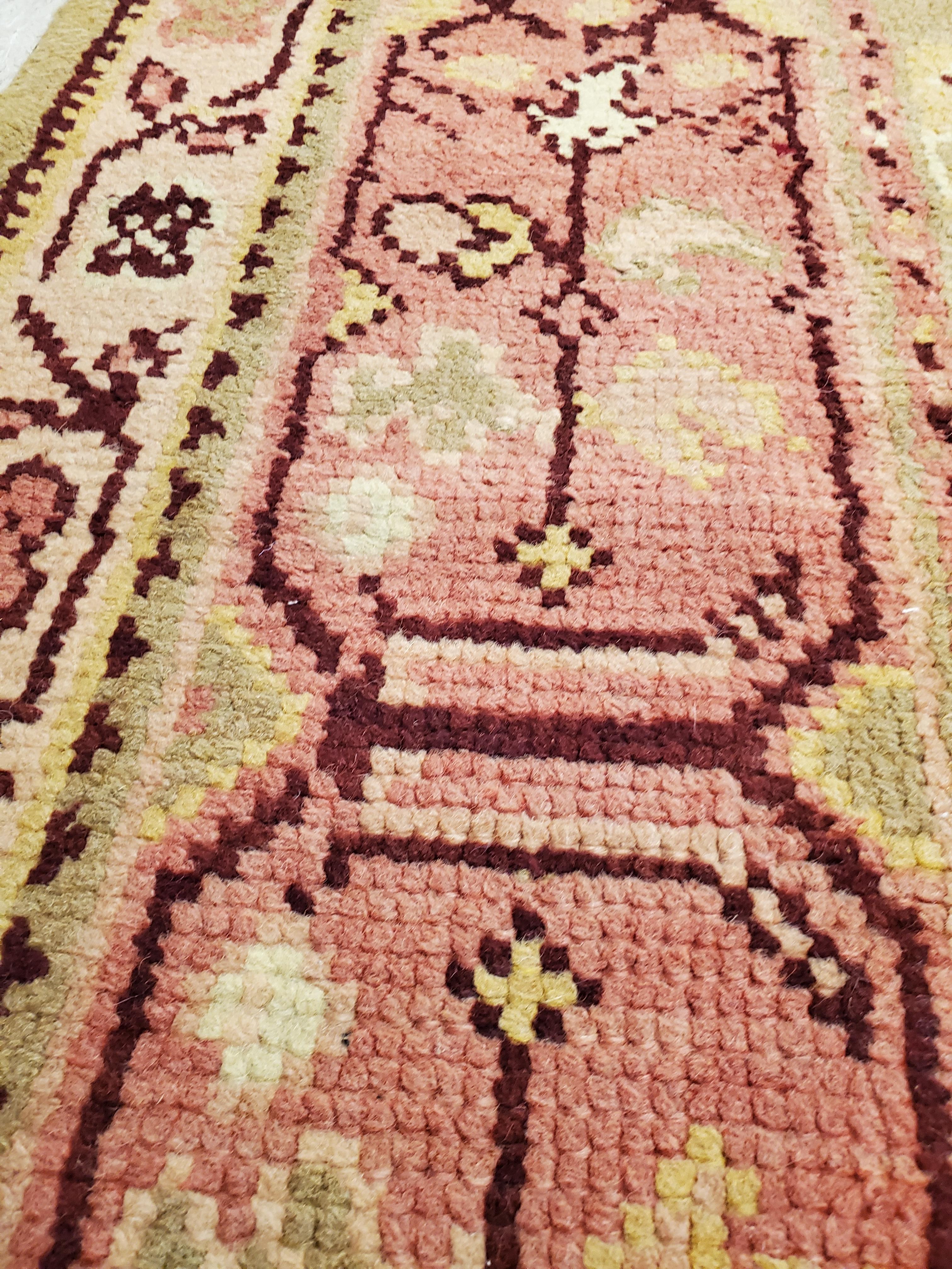 Antiker Oushak-Teppich, handgefertigter orientalischer Teppich, blassgrün, Koralle, Taupe und Creme im Angebot 2