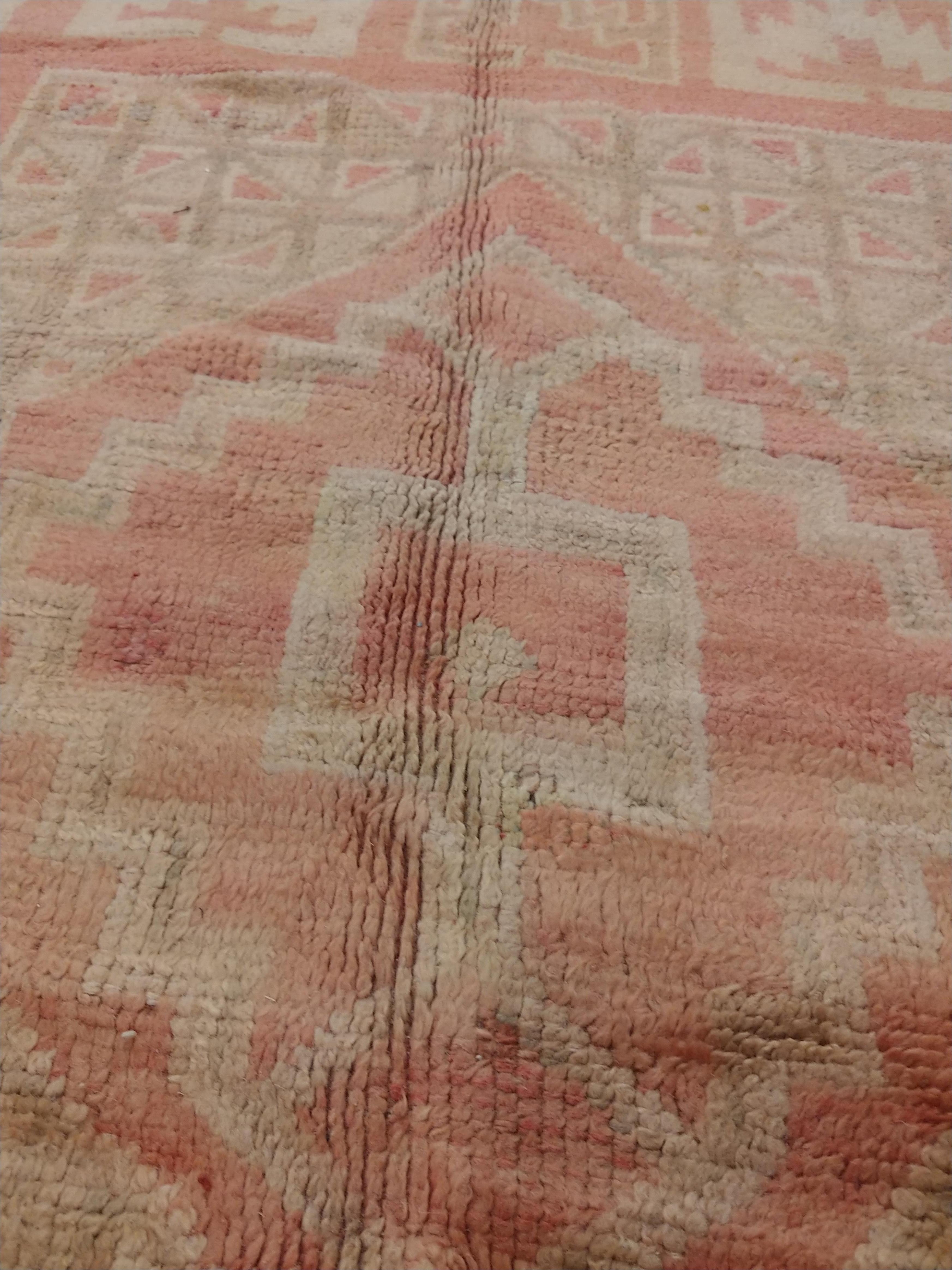 Antique Oushak Carpet, Handmade Oriental Rug, Pink Rug, Taupe, Cream, Gray In Good Condition For Sale In Port Washington, NY