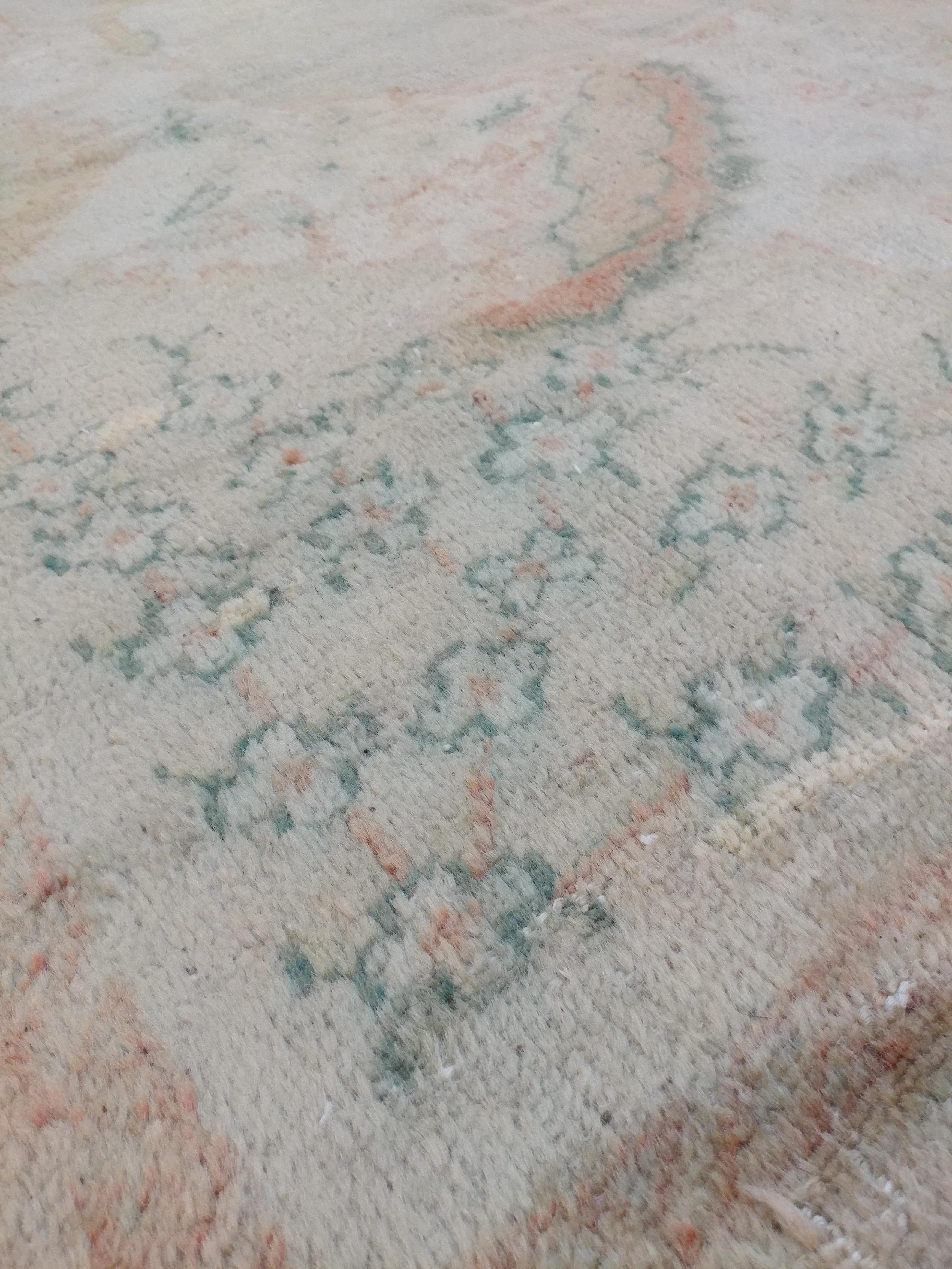 Tapis antique d'Oushak, tapis turc oriental fait à la main beige, gris taupe, bleu pâle Excellent état - En vente à Port Washington, NY