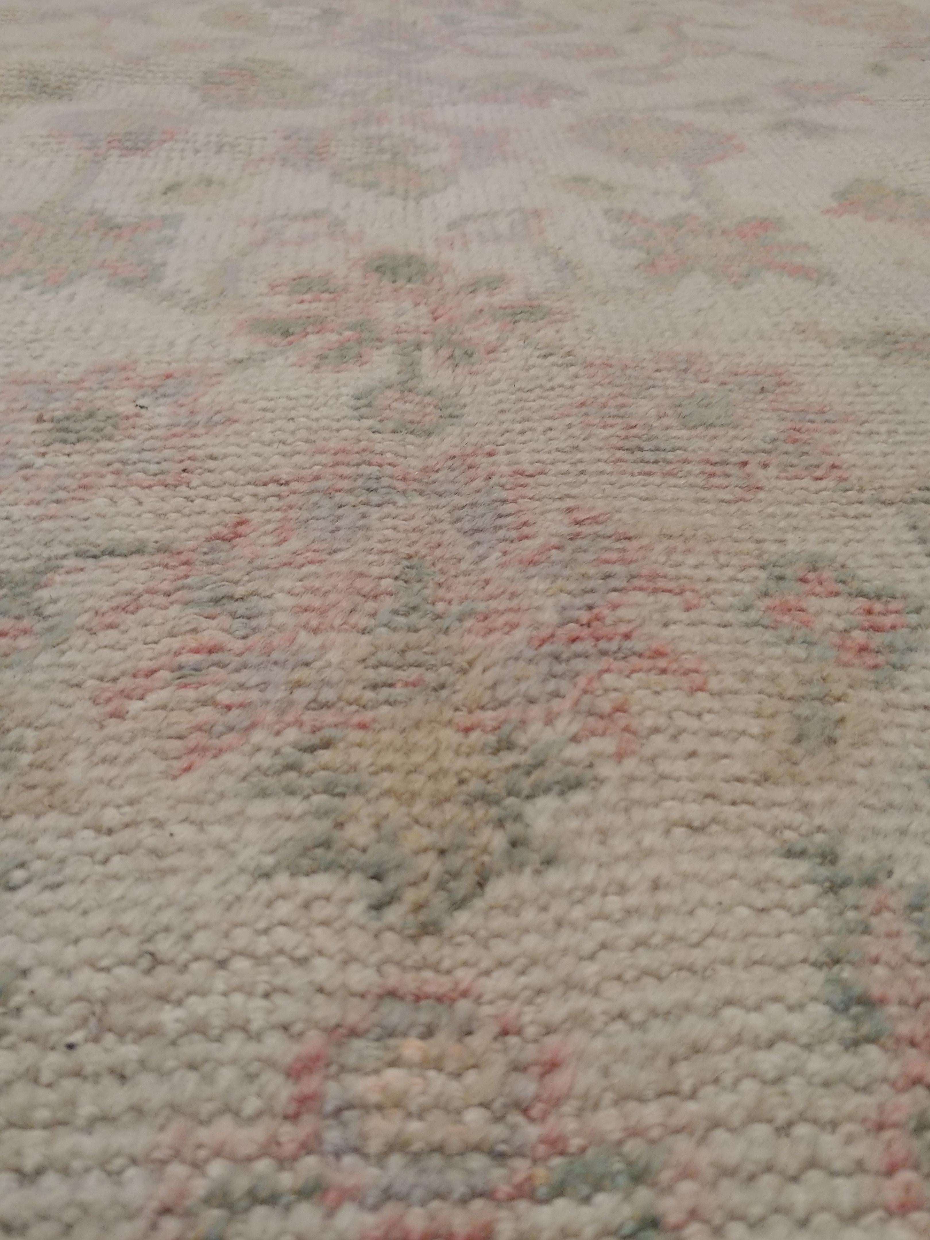 20th Century Antique Oushak Carpet, Handmade Turkish Oriental Rug, Beige, Taupe, Soft For Sale