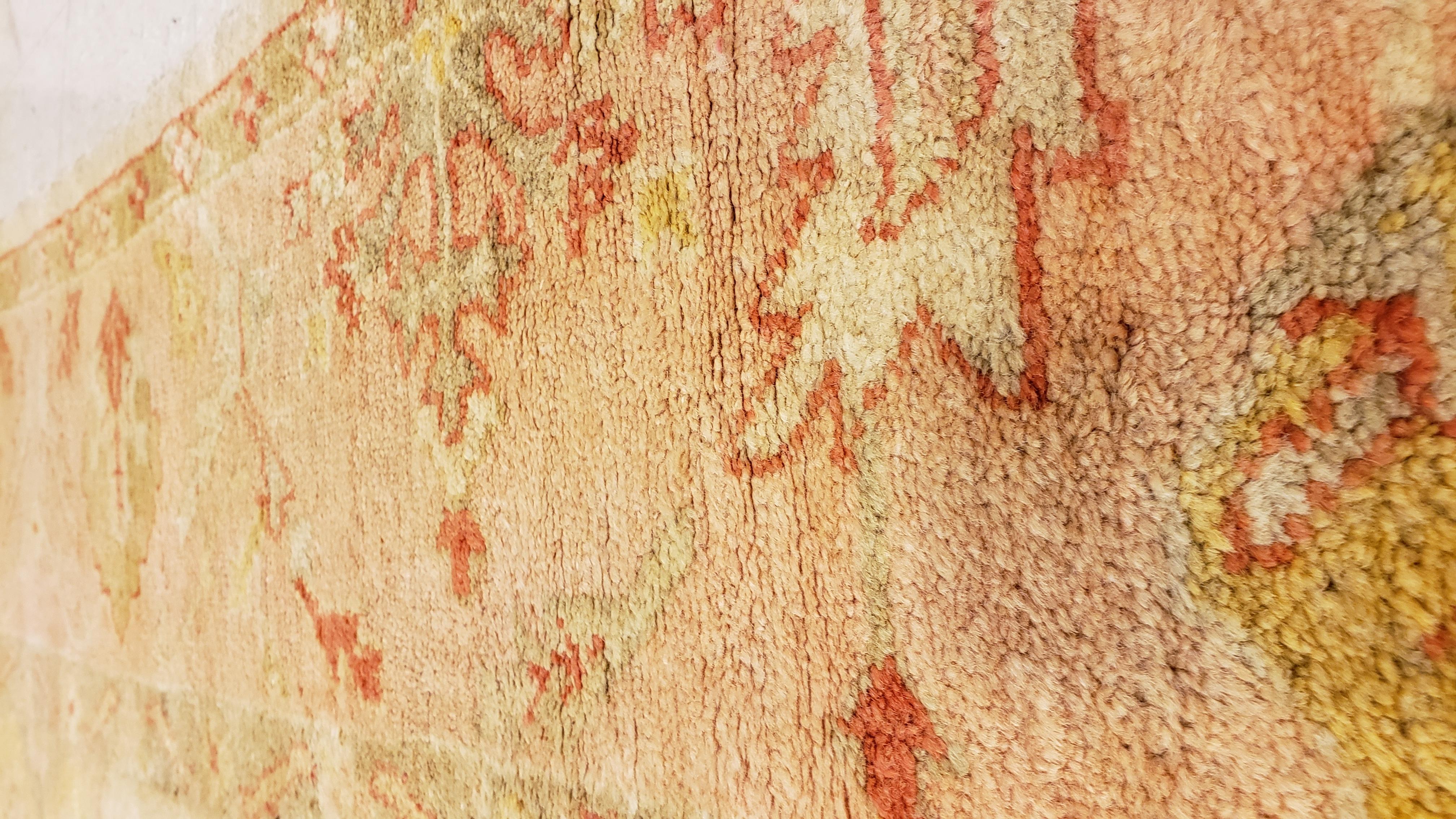 Antique Oushak Carpet, Oriental Rug, Handmade Ivory, Muted Shrimp, Soft Coral For Sale 2