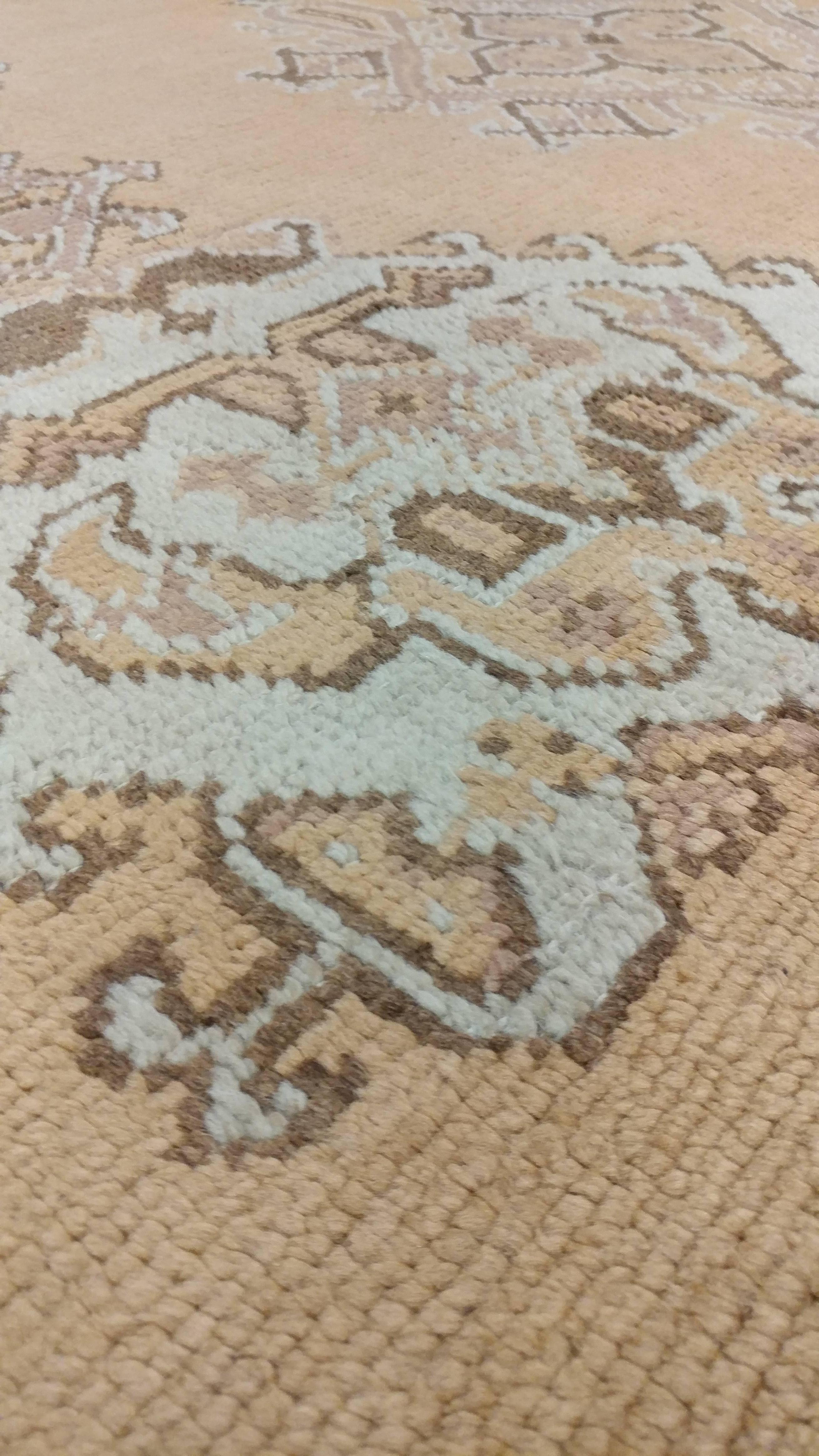 Tappeto antico Oushak, Tappeto orientale, fatto a mano color taupe, blu ghiaccio e marrone in vendita 3