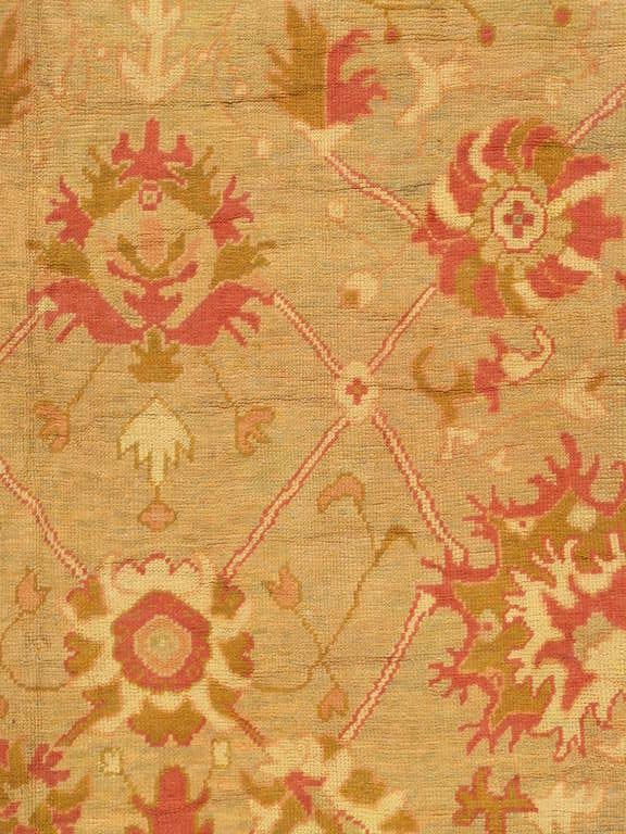Antiker antiker Oushak-Teppich, türkische Teppiche, handgefertigte orientalische Teppiche, rosa und elfenbeinfarbener feiner Teppich (Handgeknüpft) im Angebot