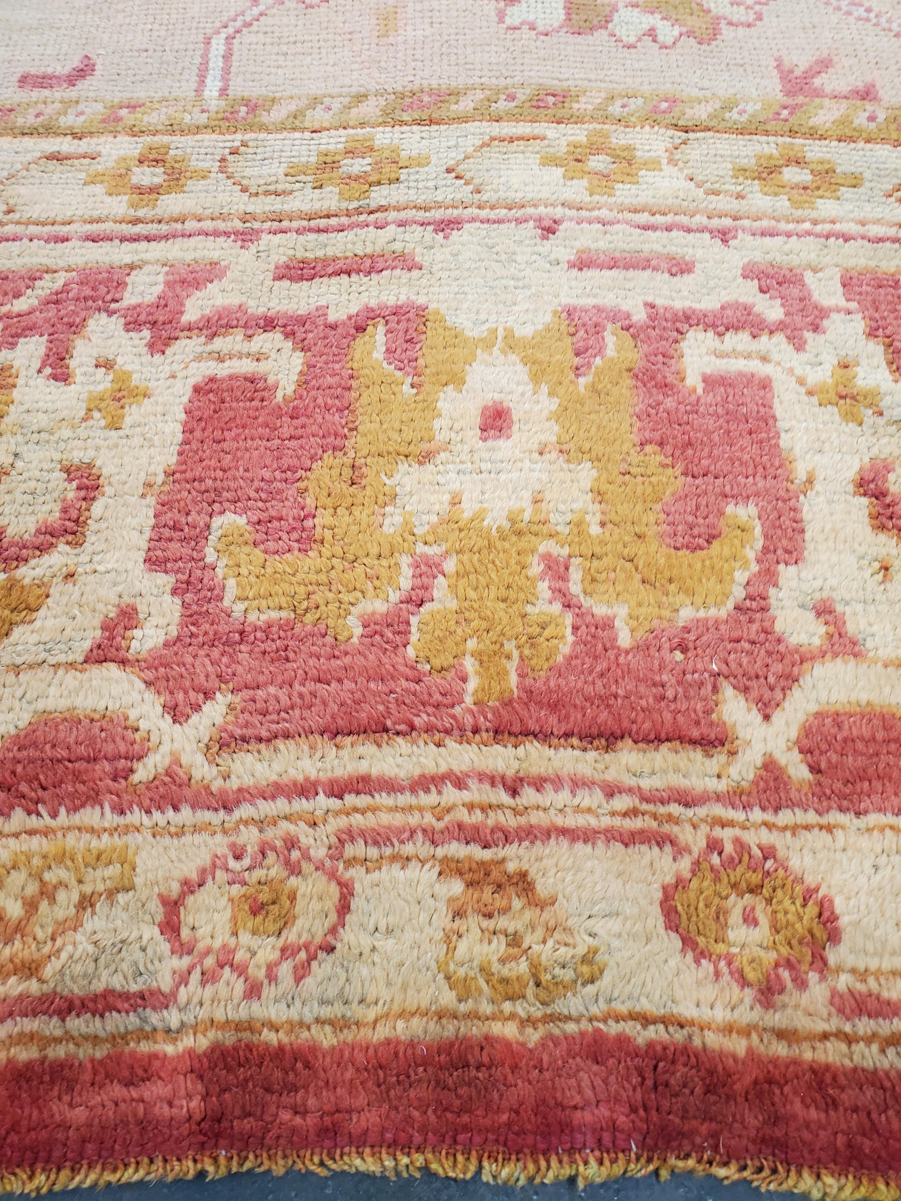 Antiker antiker Oushak-Teppich, türkische Teppiche, handgefertigte orientalische Teppiche, rosa und elfenbeinfarbener feiner Teppich im Angebot 1