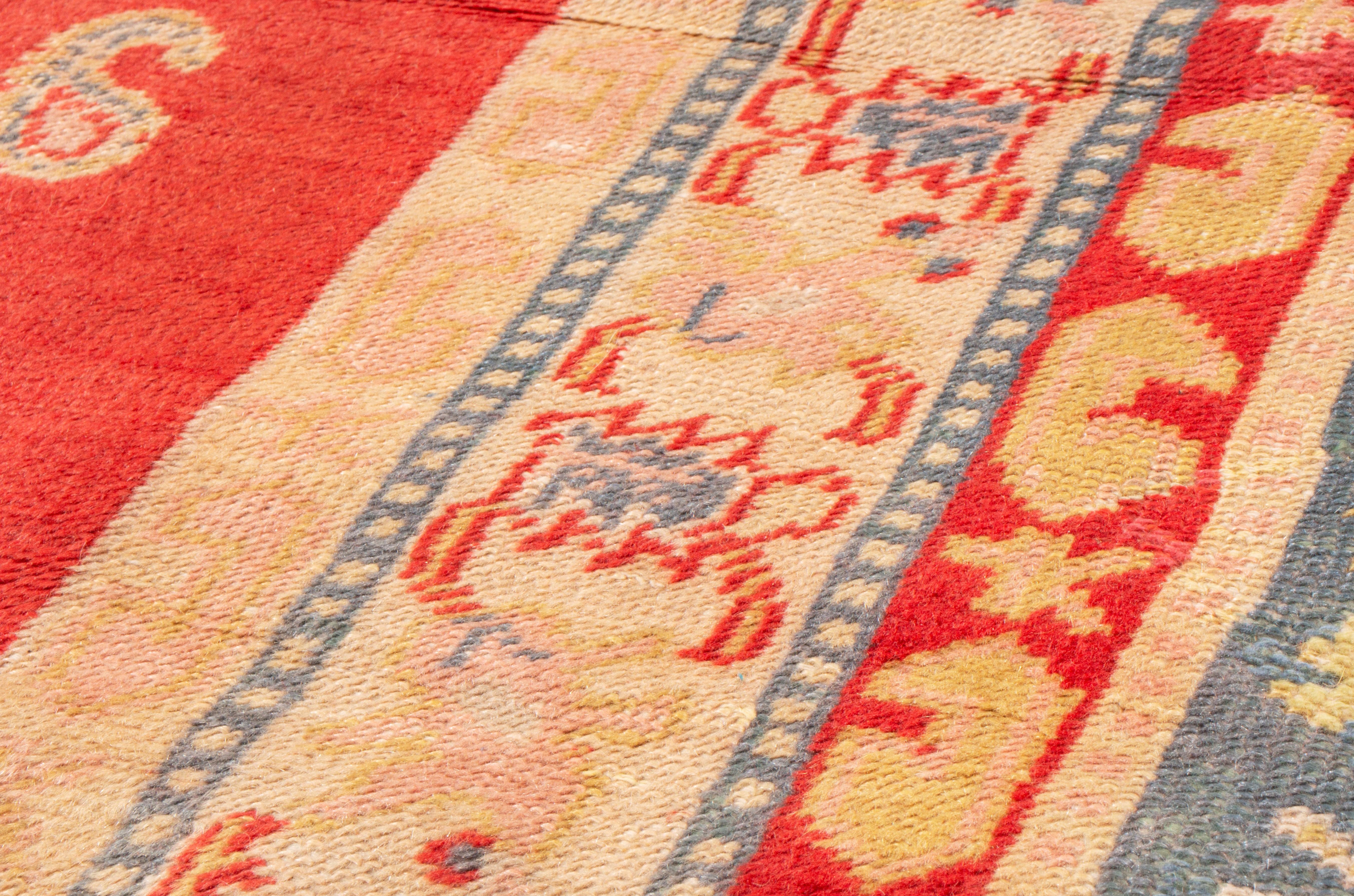 Antique Oushak Red and Beige Wool Rug with Paisleys In Fair Condition In Long Island City, NY