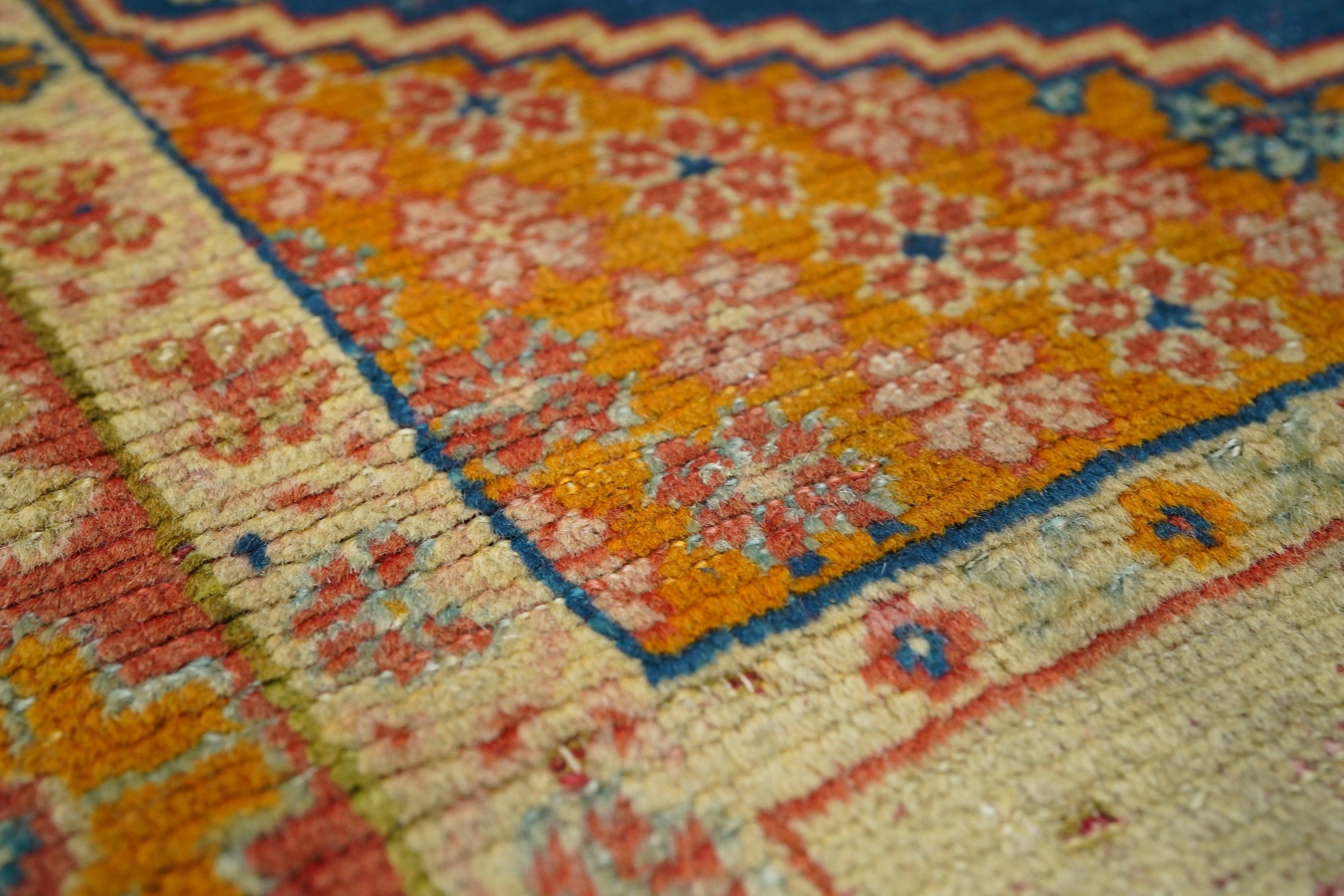 XX secolo Tappeto Oushak antico 3'3'' x 5'0'' in vendita