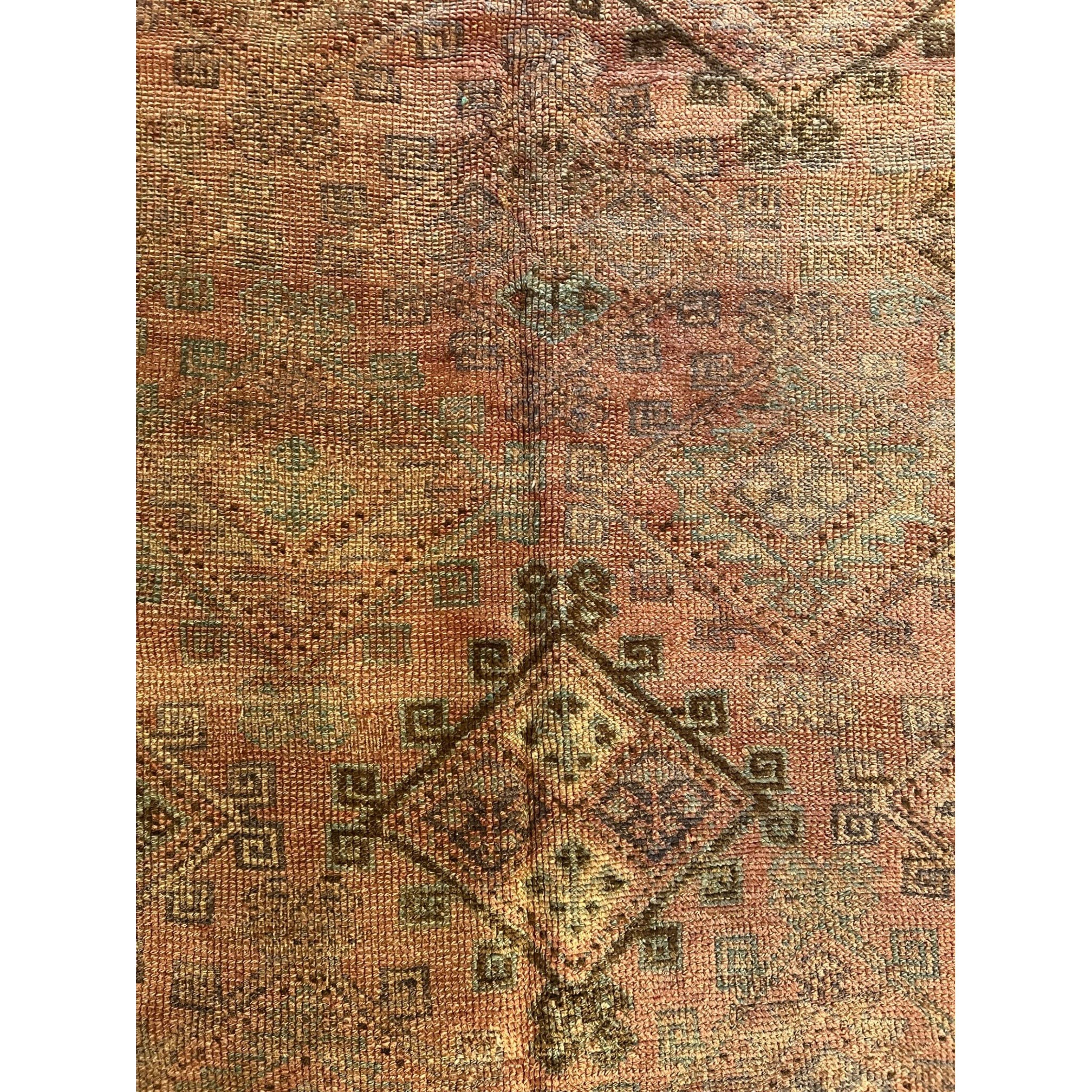 Autre Ancien tapis d'Oushak 7,8x5,6 cm en vente